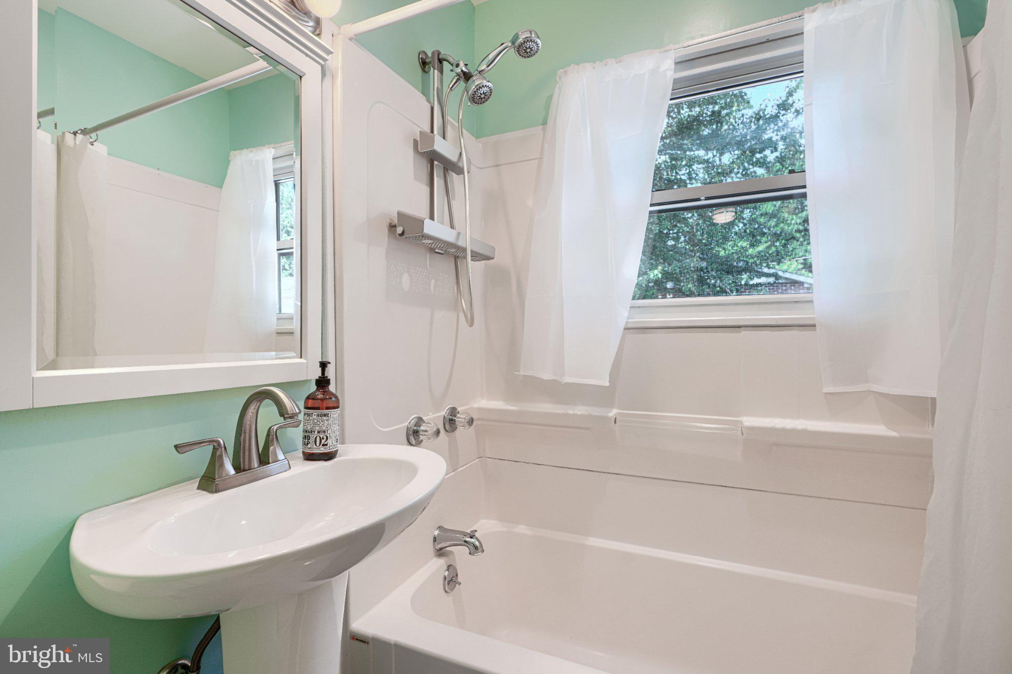 ACADEMY ACRES - Residential