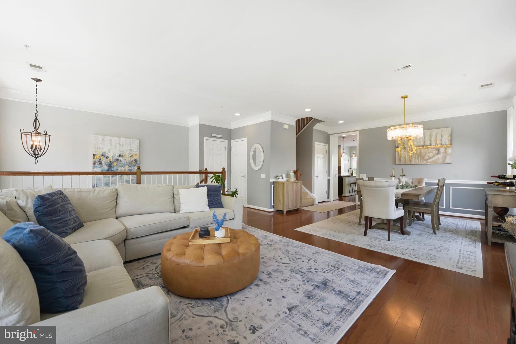 3020 RITTENHOUSE CIRCLE