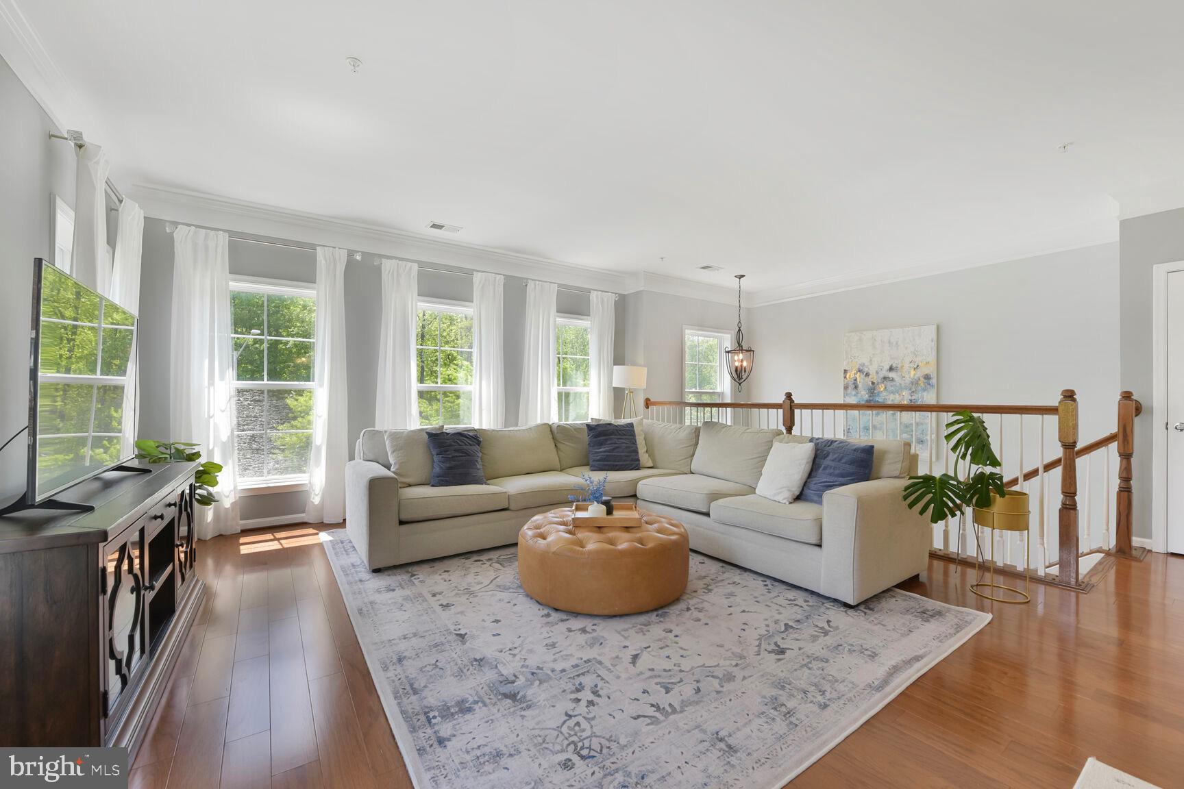 3020 RITTENHOUSE CIRCLE