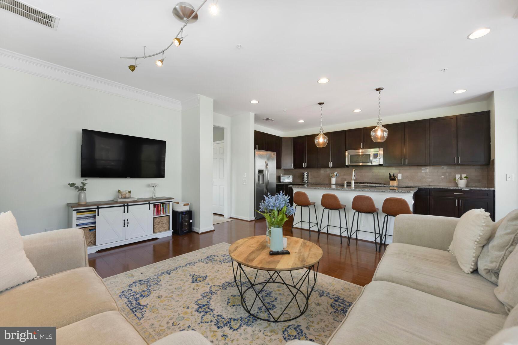 LOFTS AT METROWEST - Residential