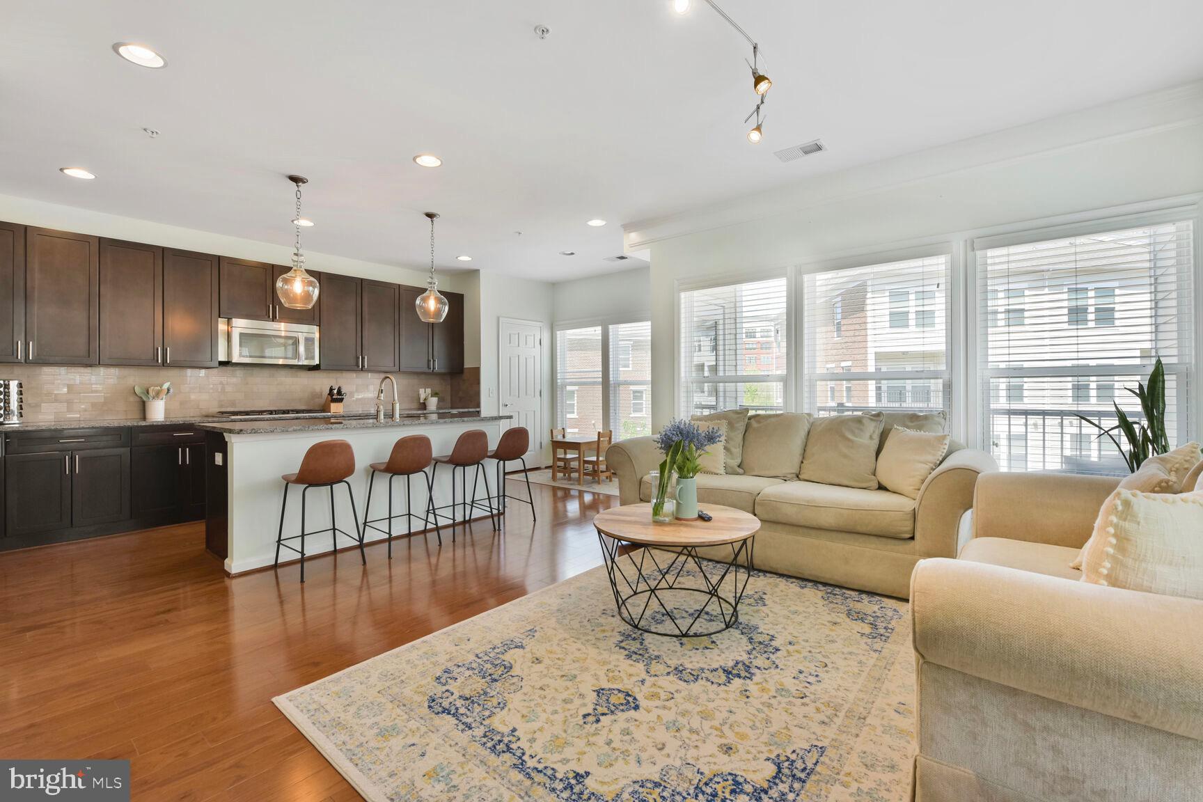 LOFTS AT METROWEST - Residential