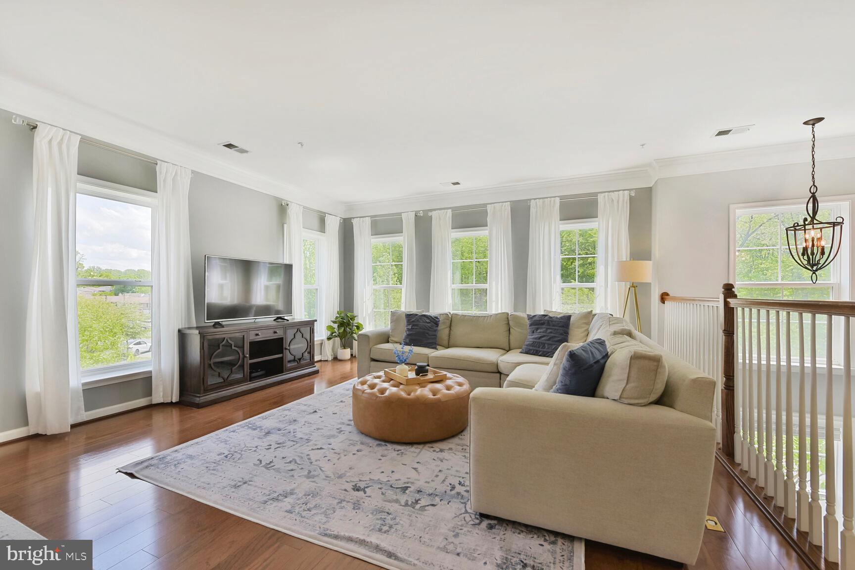 LOFTS AT METROWEST - Residential