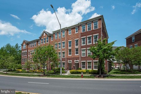 3020 RITTENHOUSE CIRCLE FAIRFAX VA 22031