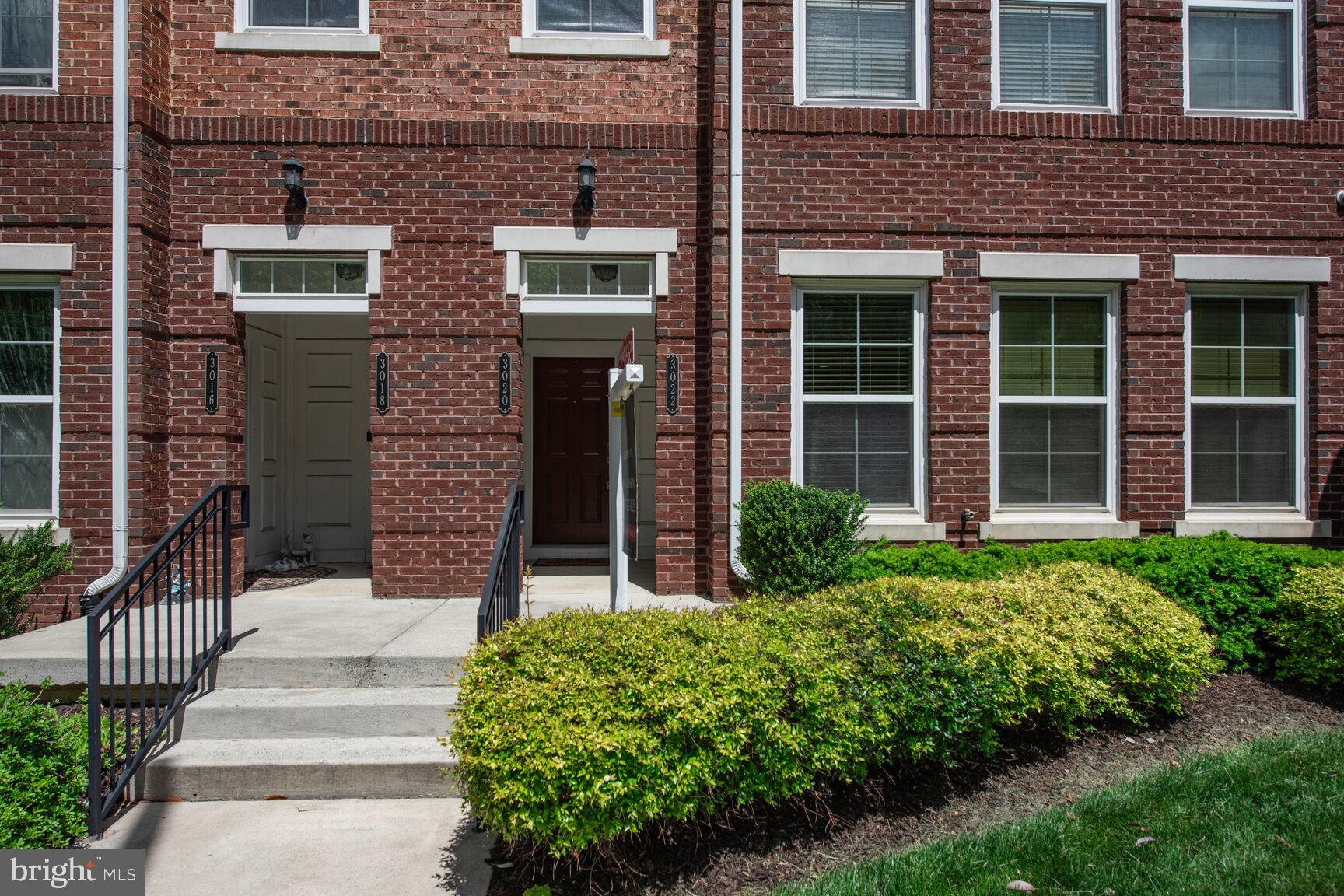 3020 RITTENHOUSE CIRCLE
