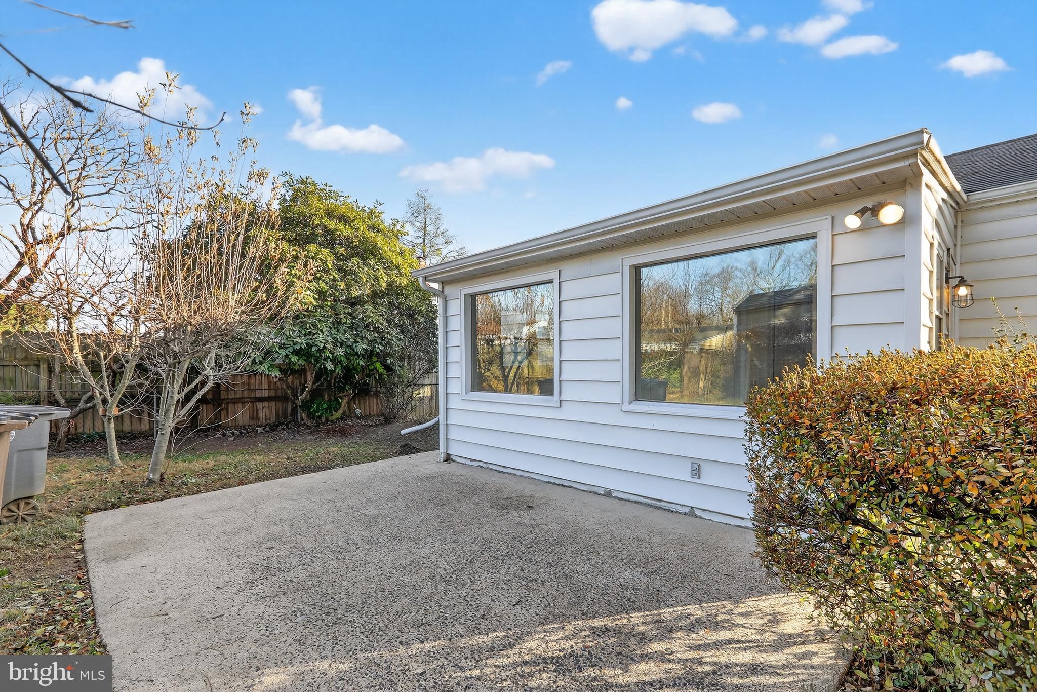 SILVER ROCK - Residential