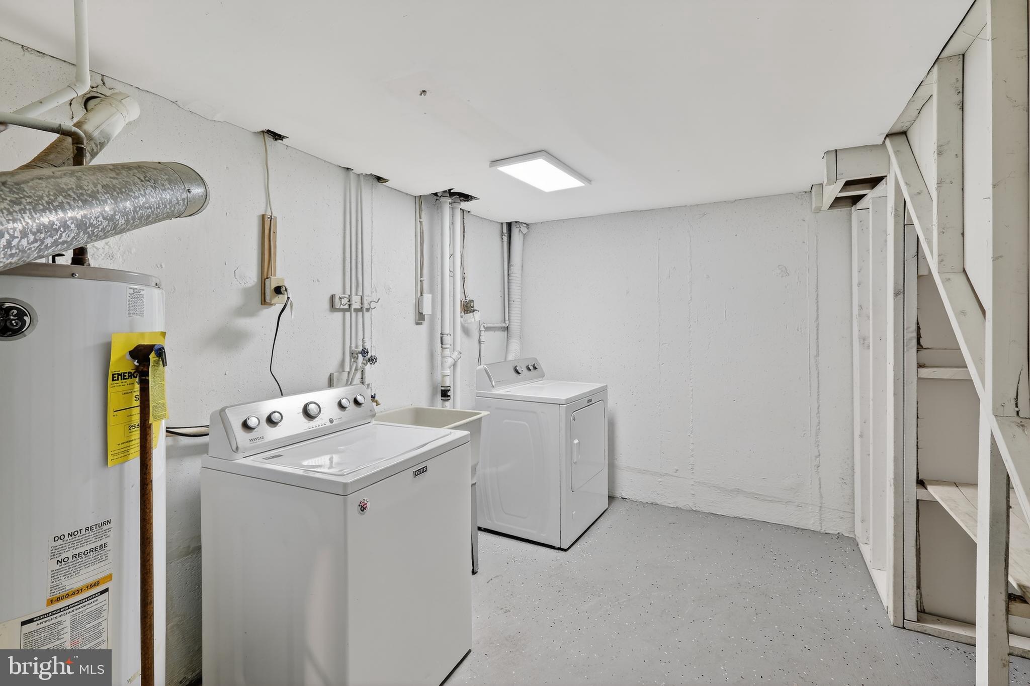 SILVER ROCK - Residential