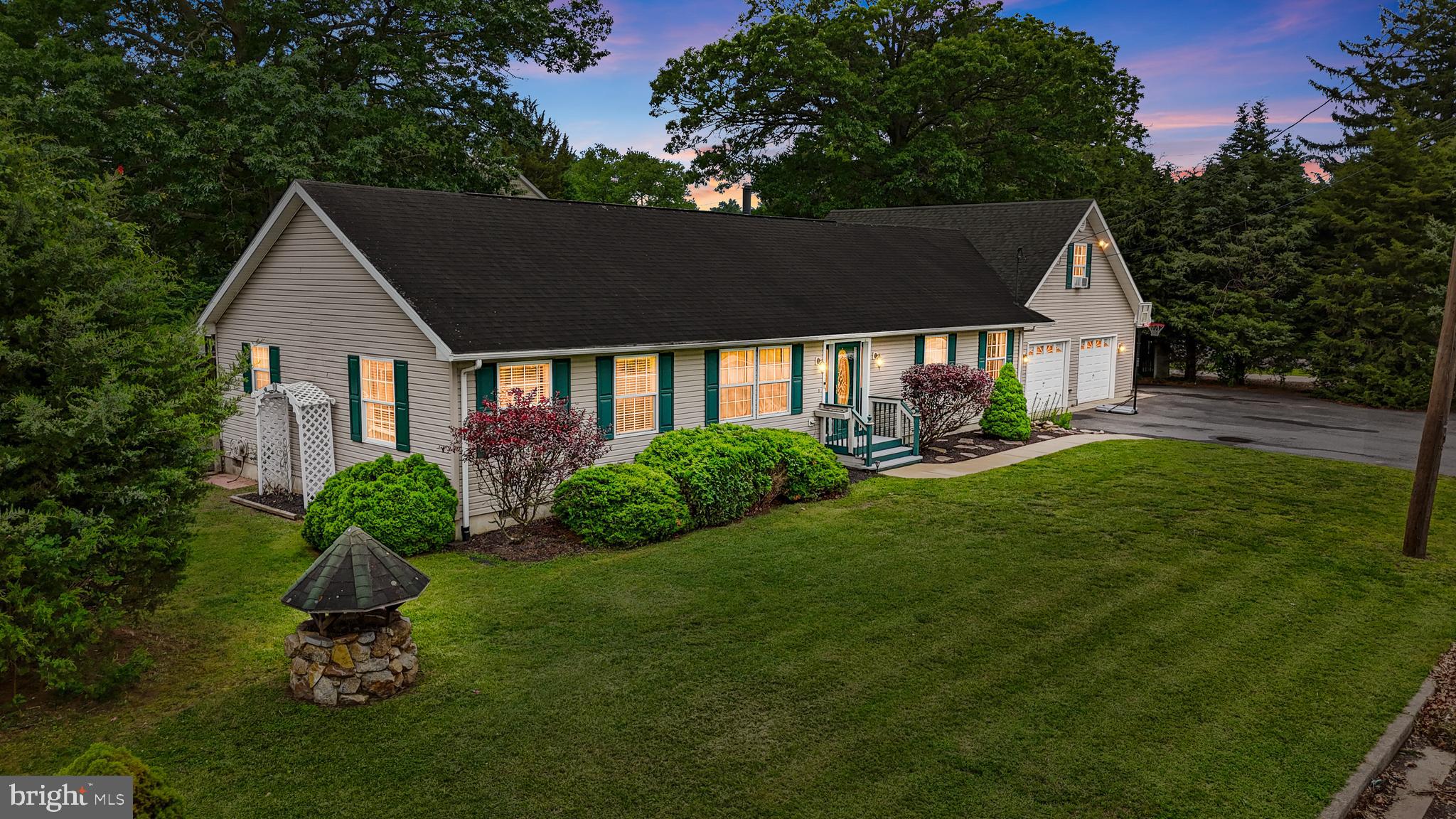 9 BEAVER AVENUE