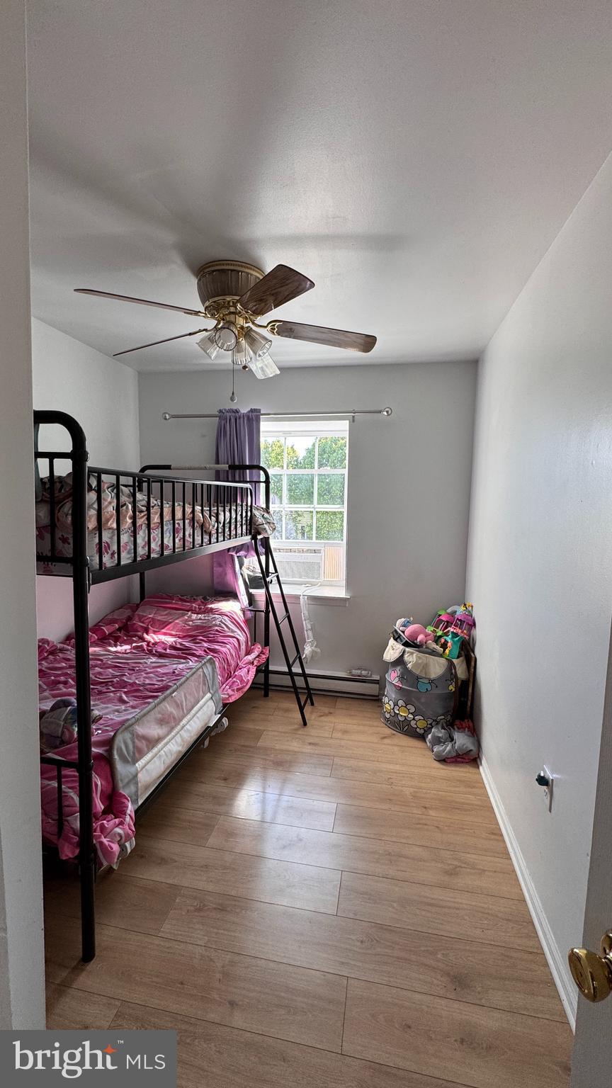 SURRY SQUARE - Residential