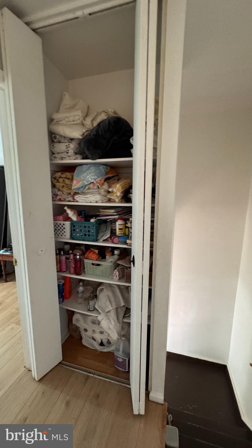 SURRY SQUARE - Residential