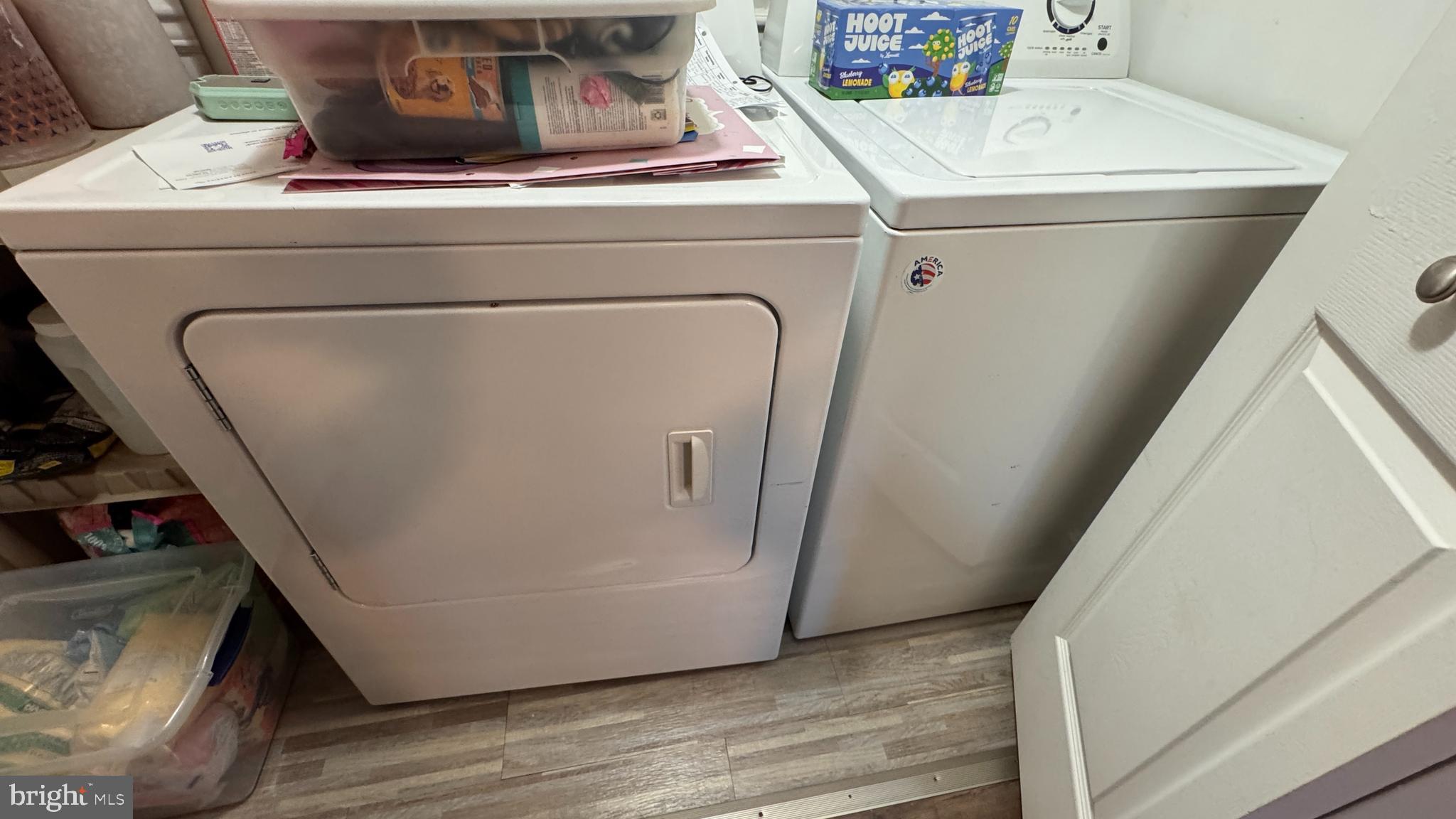 SURRY SQUARE - Residential