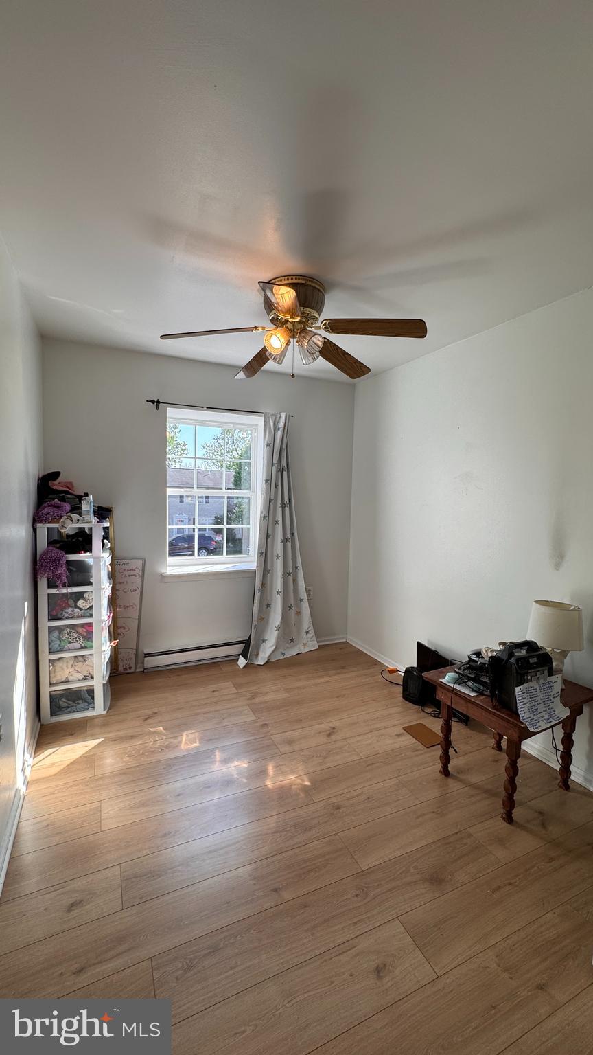 SURRY SQUARE - Residential