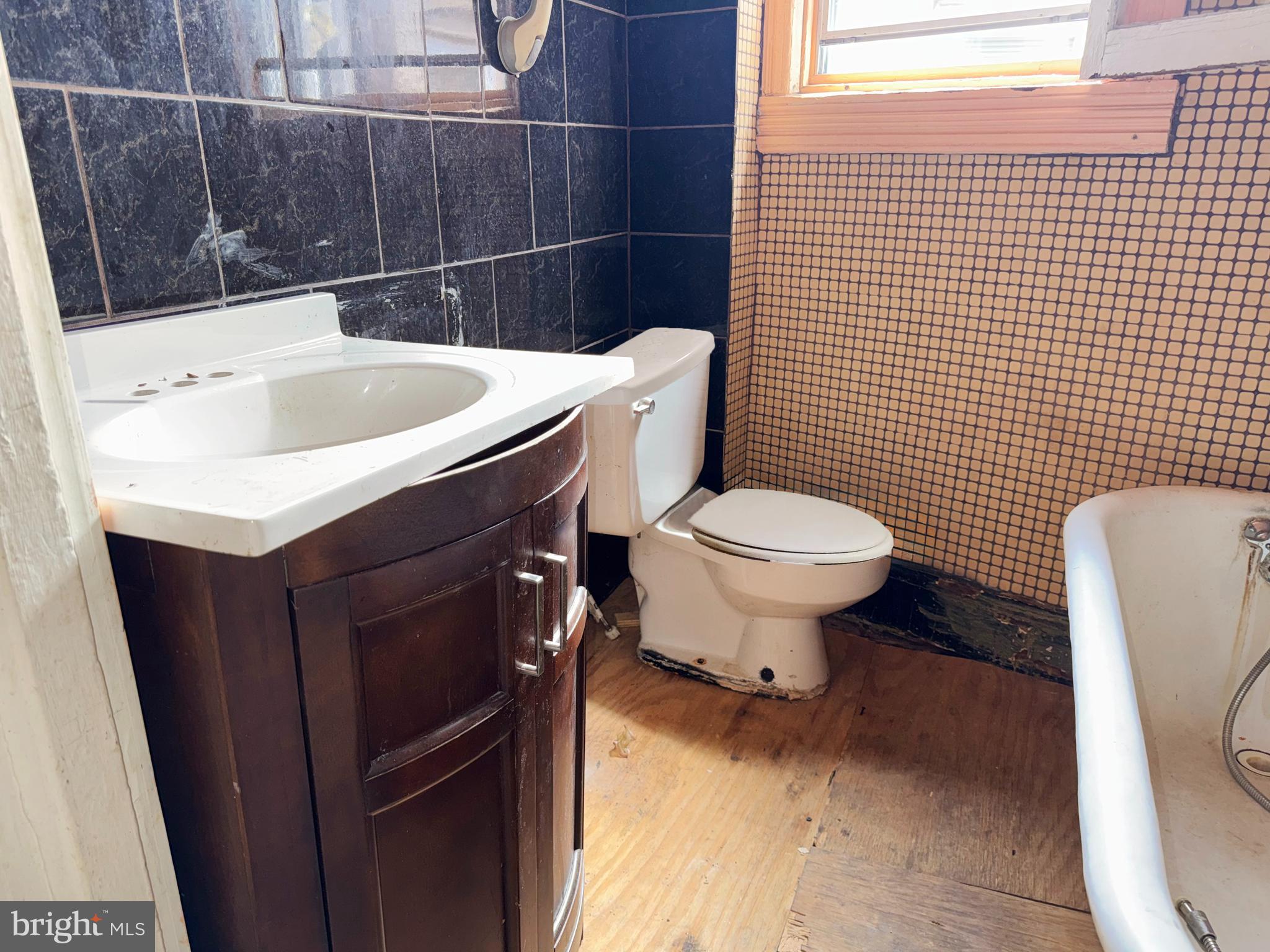 EASTERWOOD - Residential