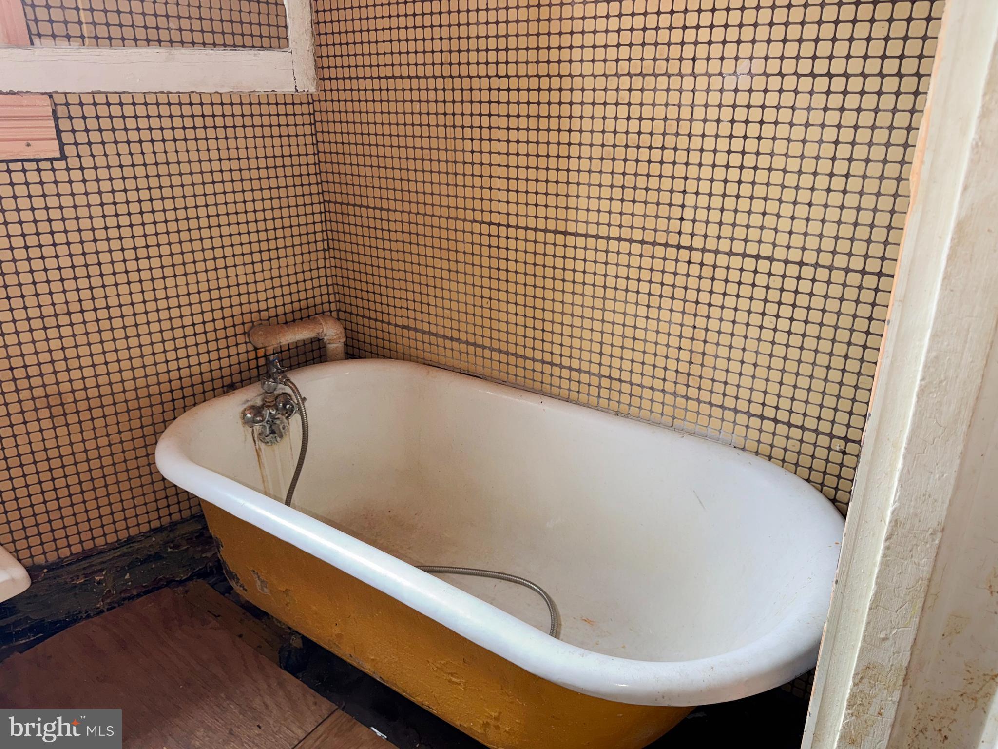 EASTERWOOD - Residential