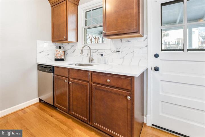 CONN AVE PARK - Residential Lease