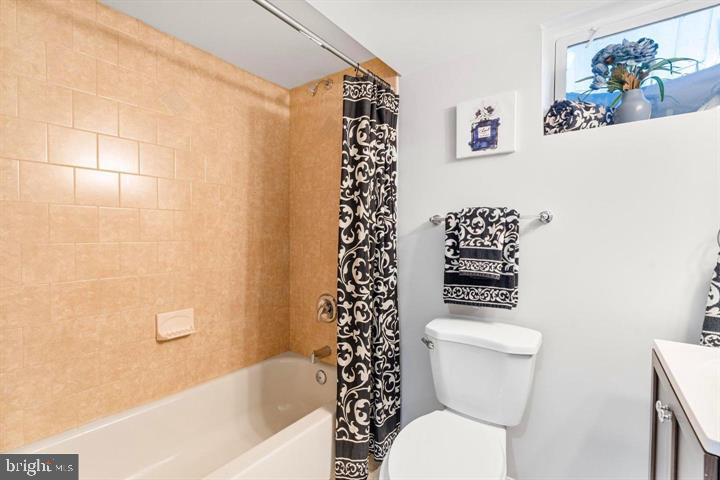 CONN AVE PARK - Residential Lease