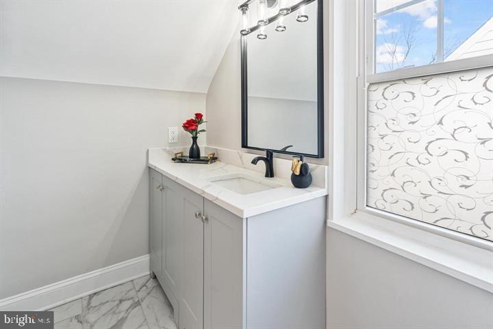 CONN AVE PARK - Residential Lease