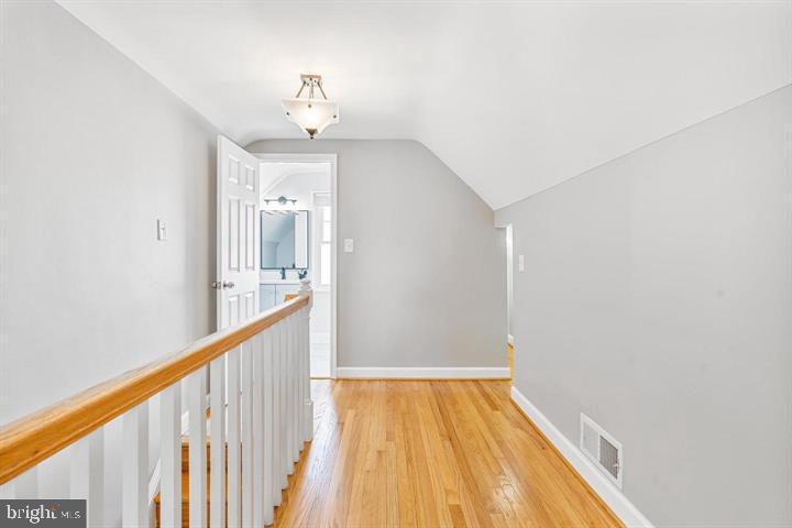 CONN AVE PARK - Residential Lease