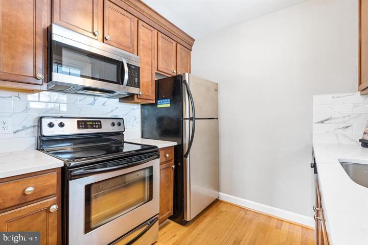 CONN AVE PARK - Residential Lease