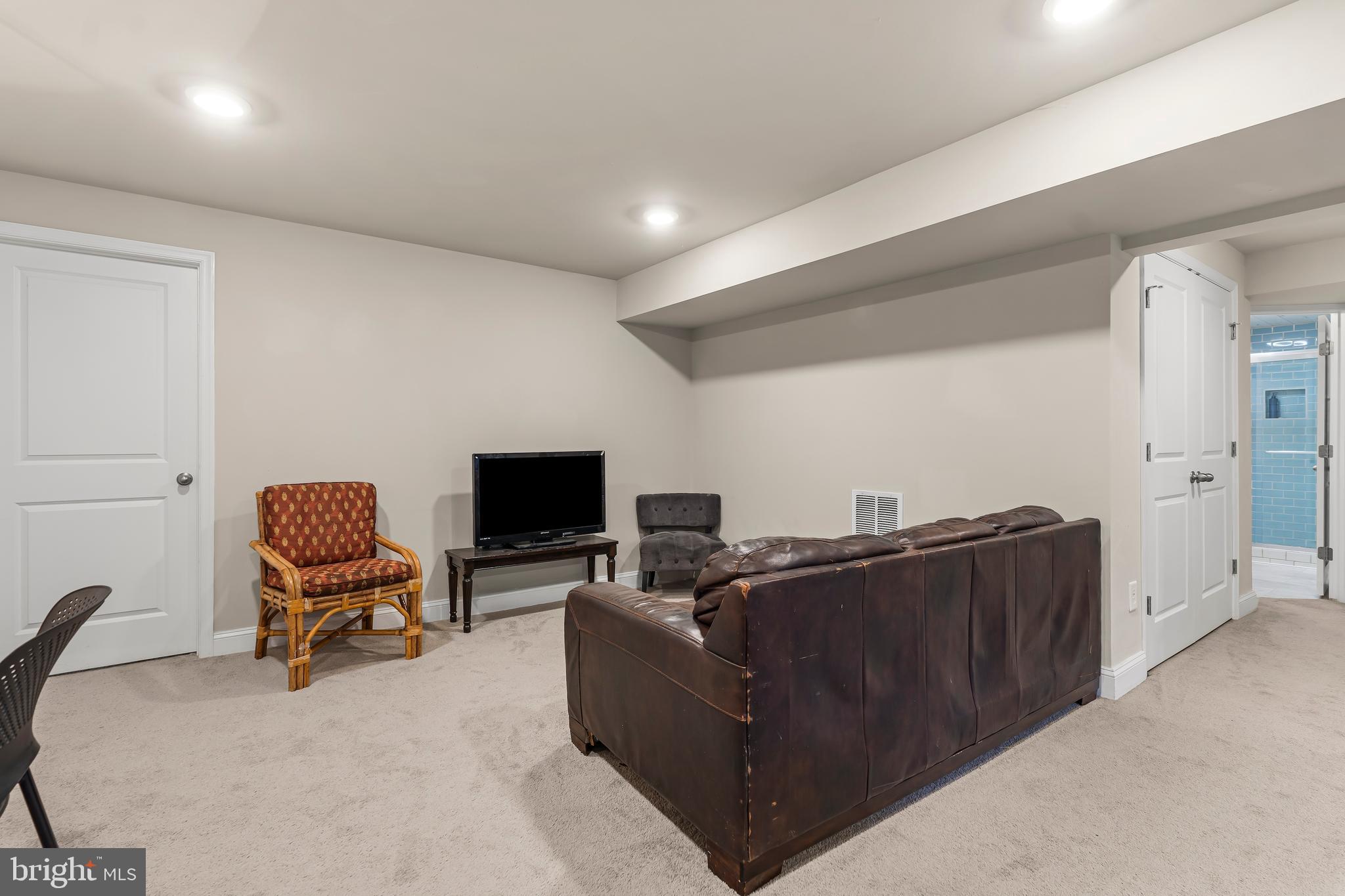 AMBERFIELD - Residential