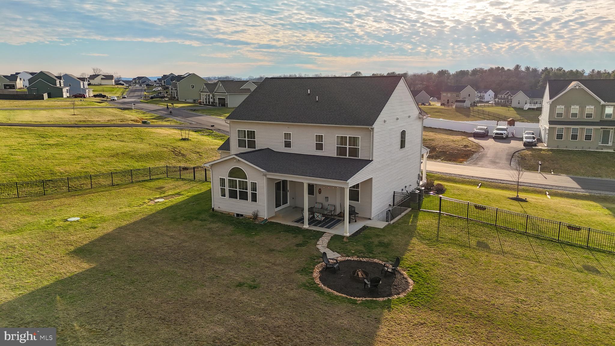 AMBERFIELD - Residential