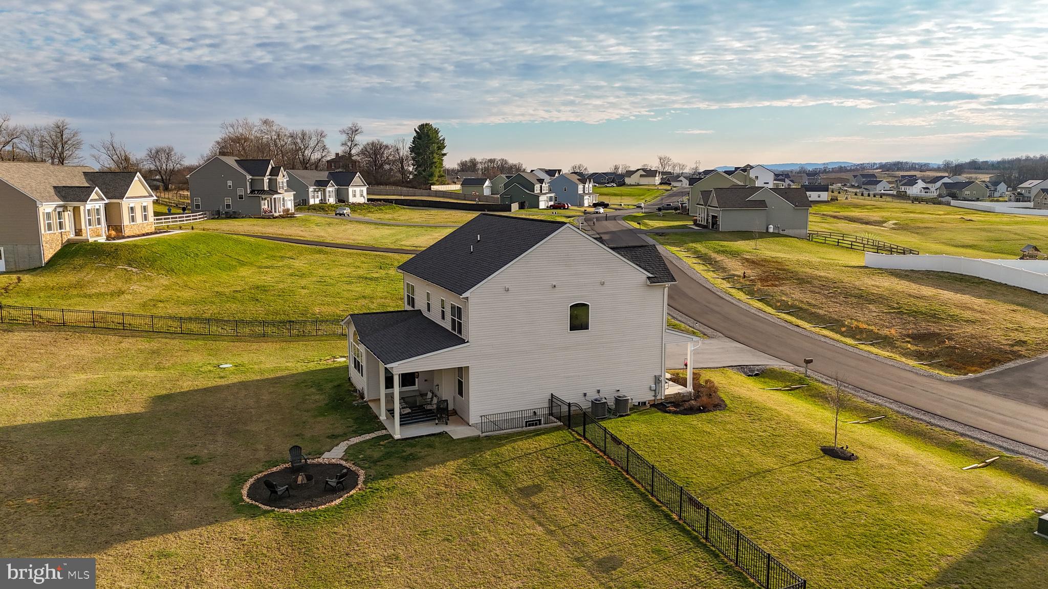 AMBERFIELD - Residential