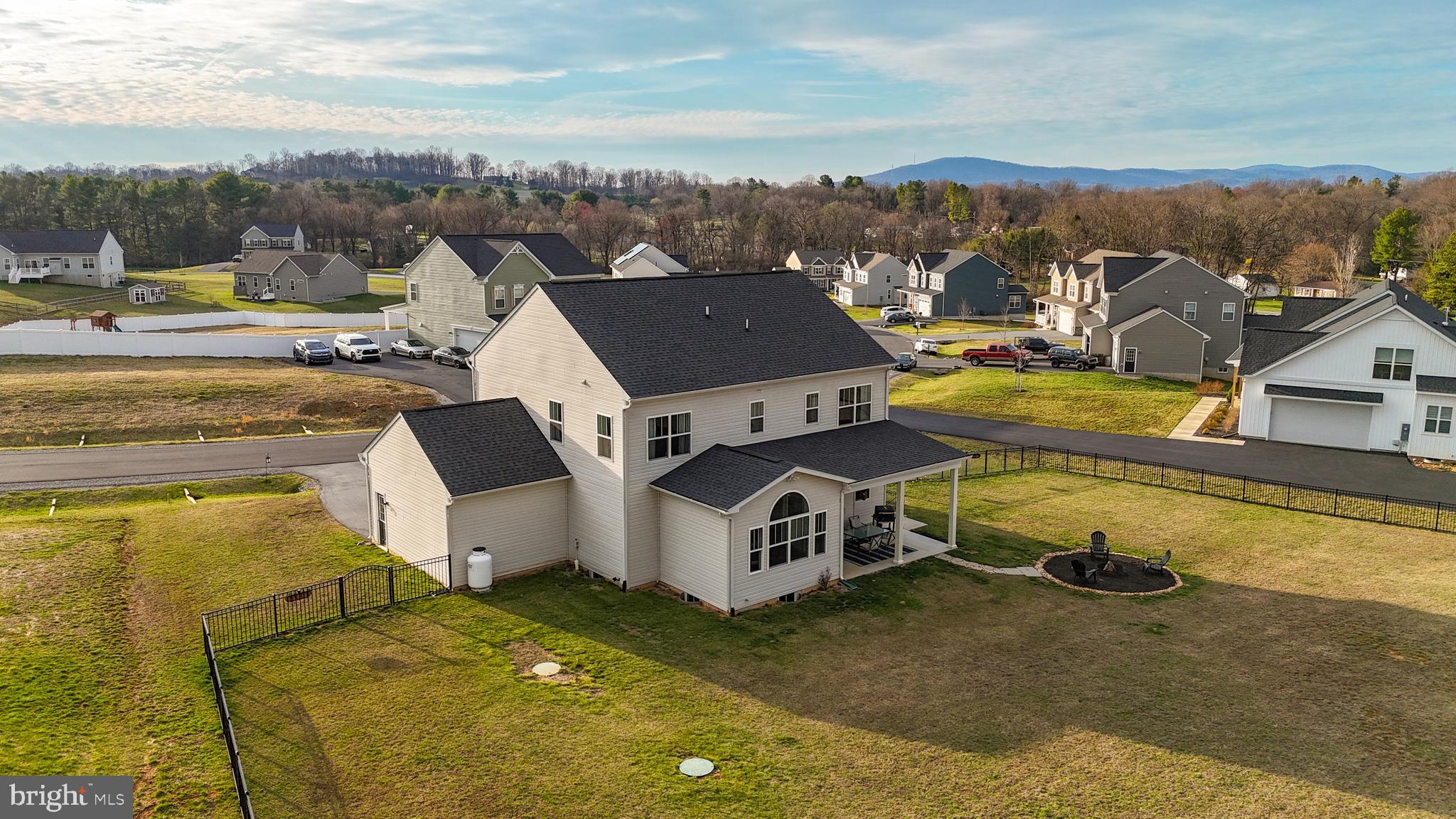 AMBERFIELD - Residential