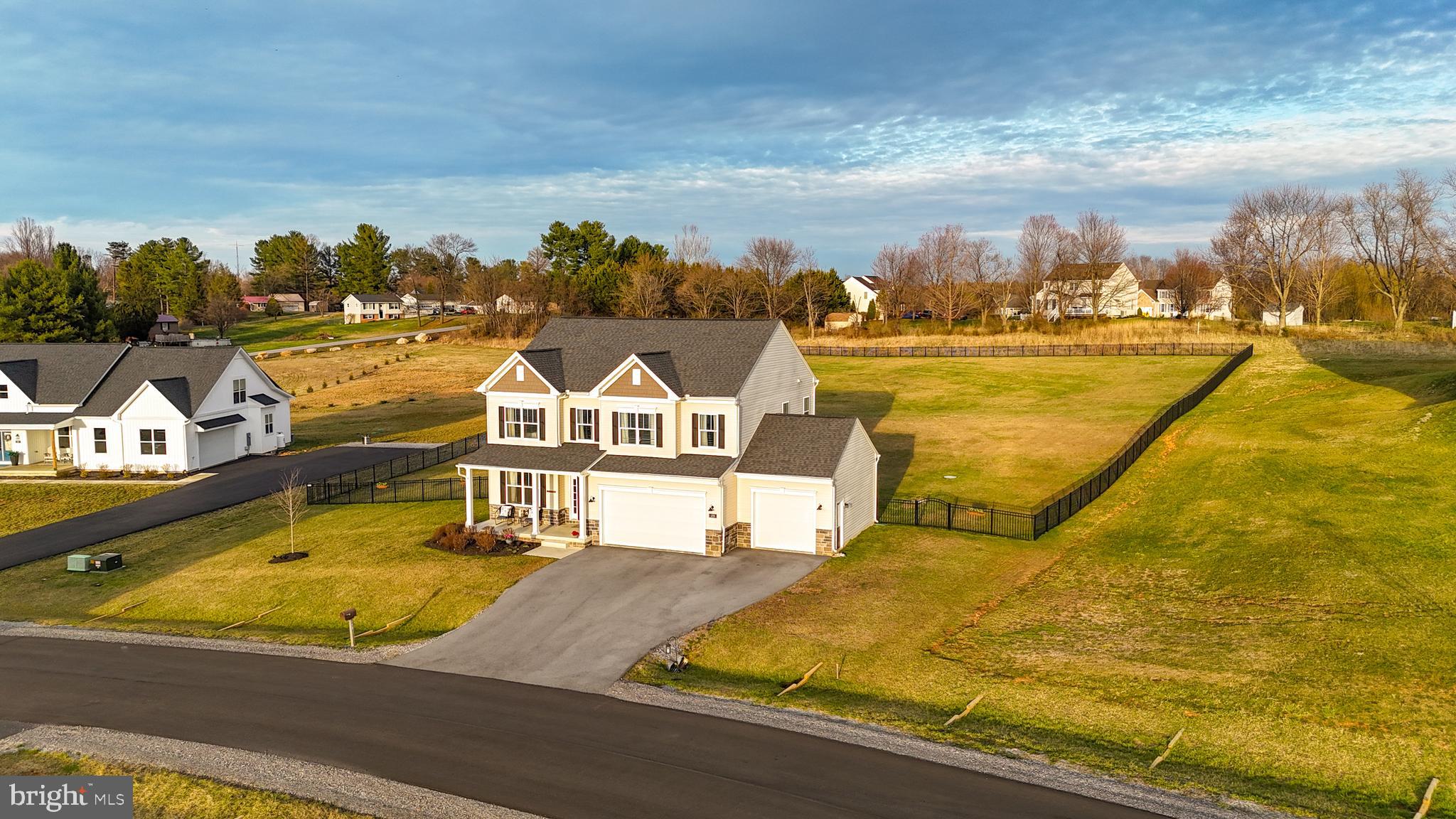 AMBERFIELD - Residential