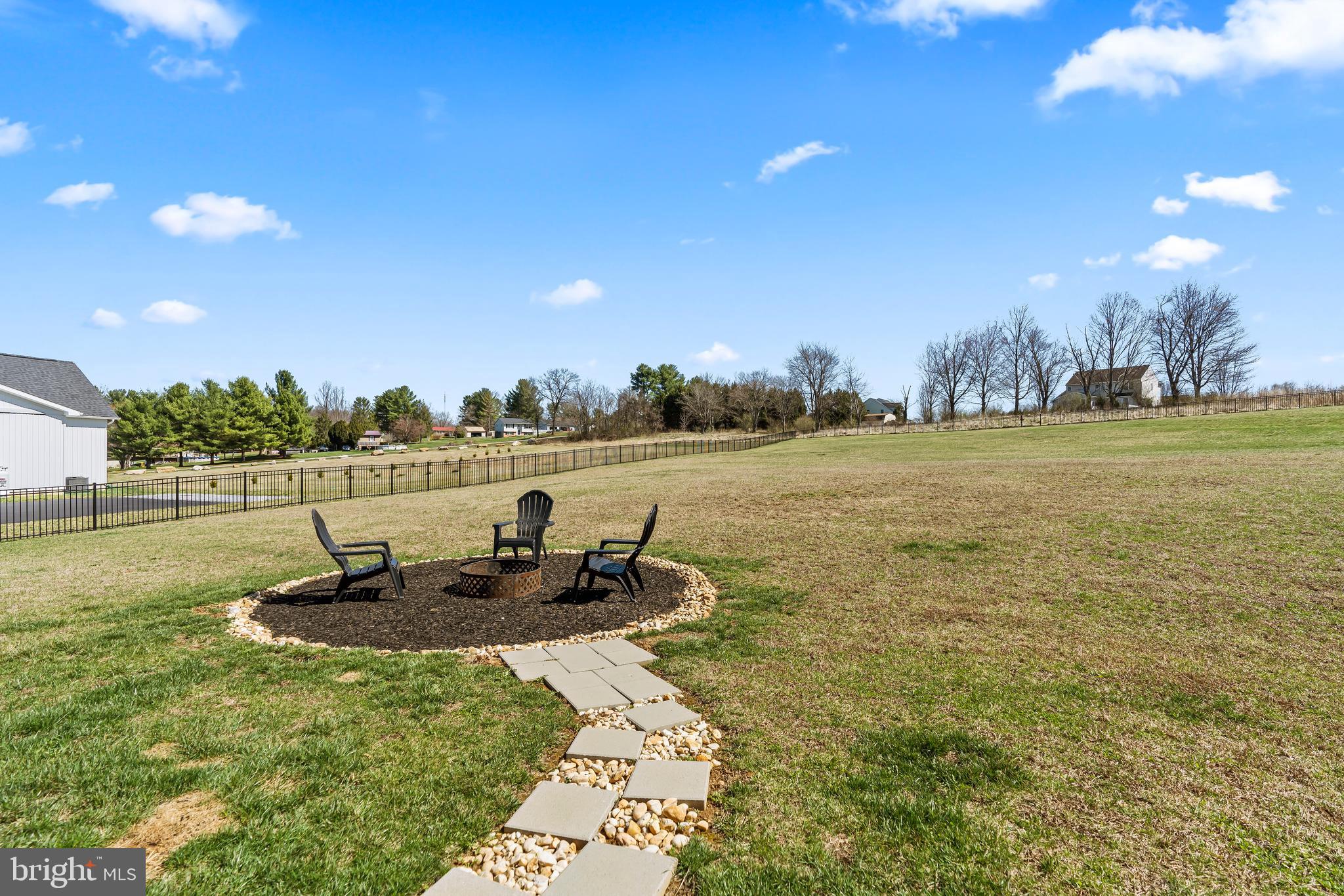 AMBERFIELD - Residential