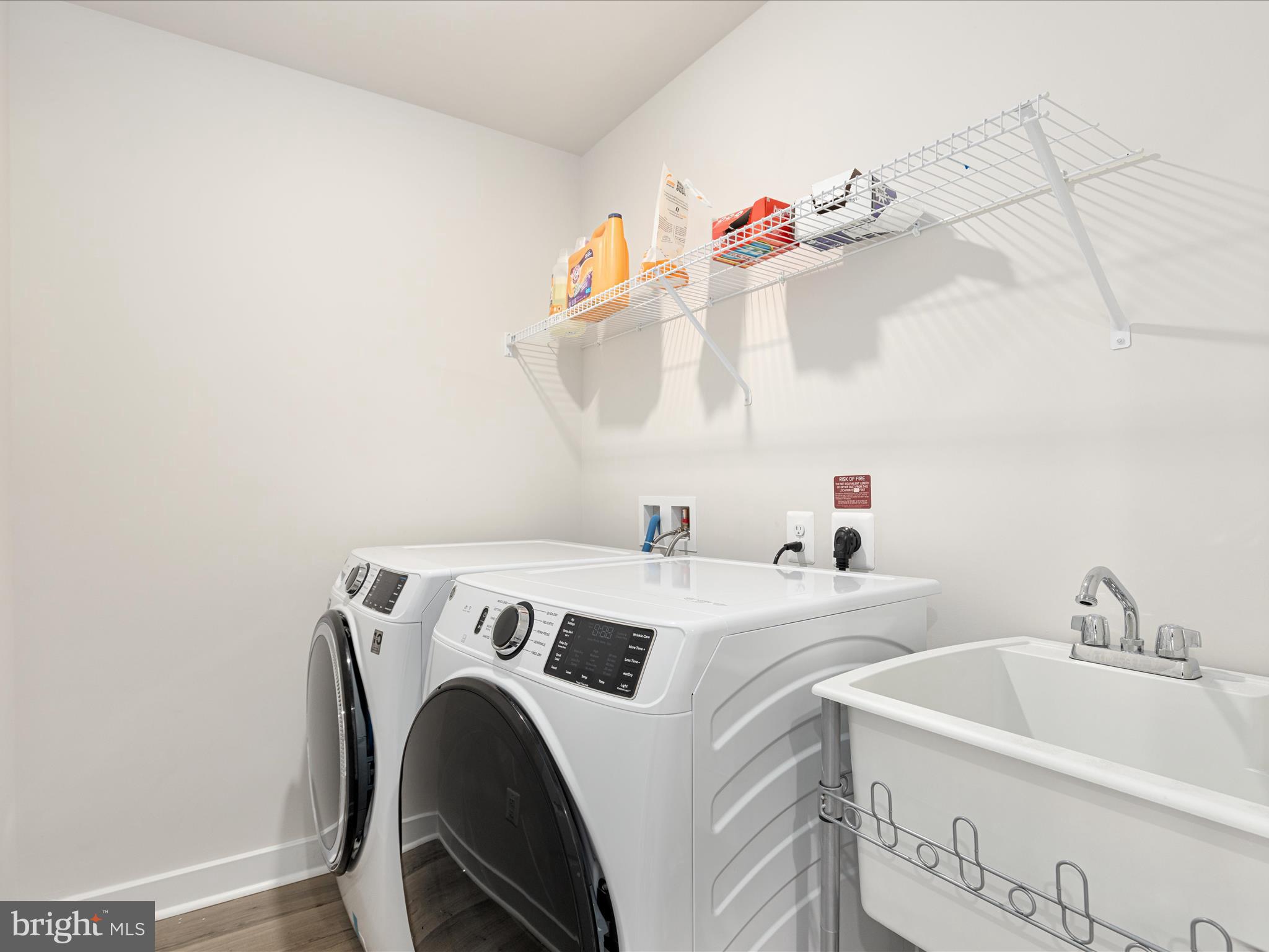 KINCORA - Residential Lease