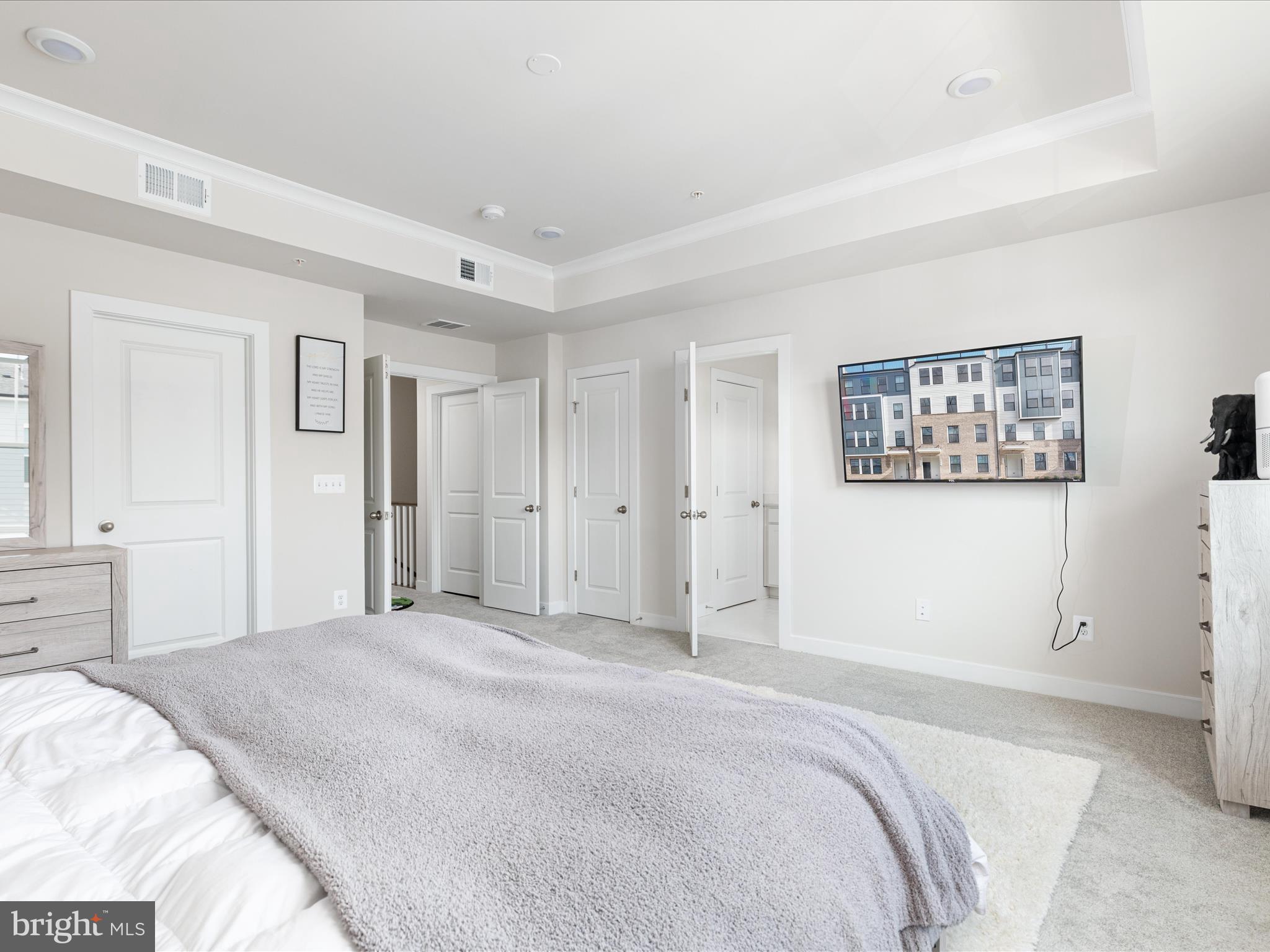 KINCORA - Residential Lease