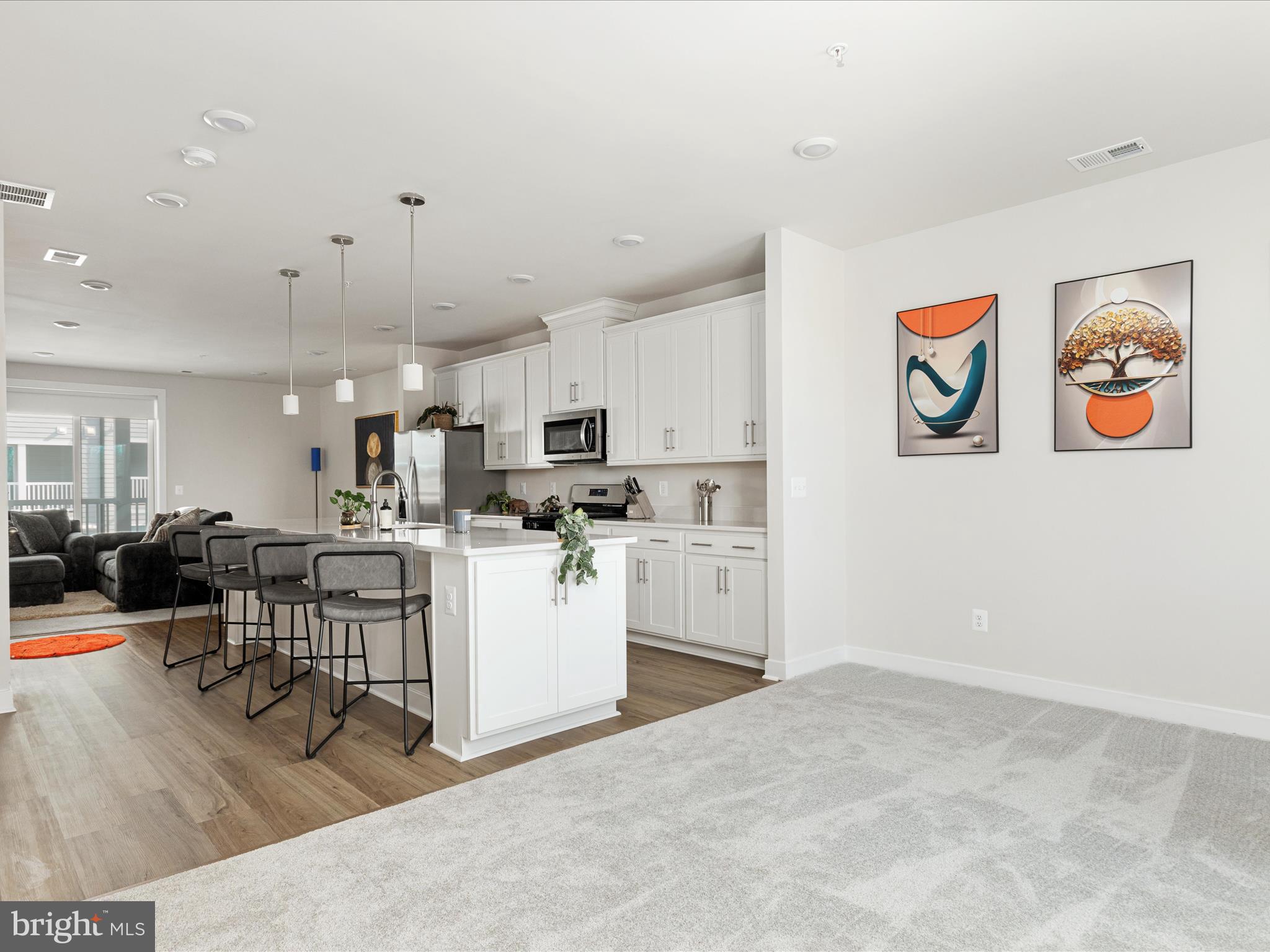 KINCORA - Residential Lease