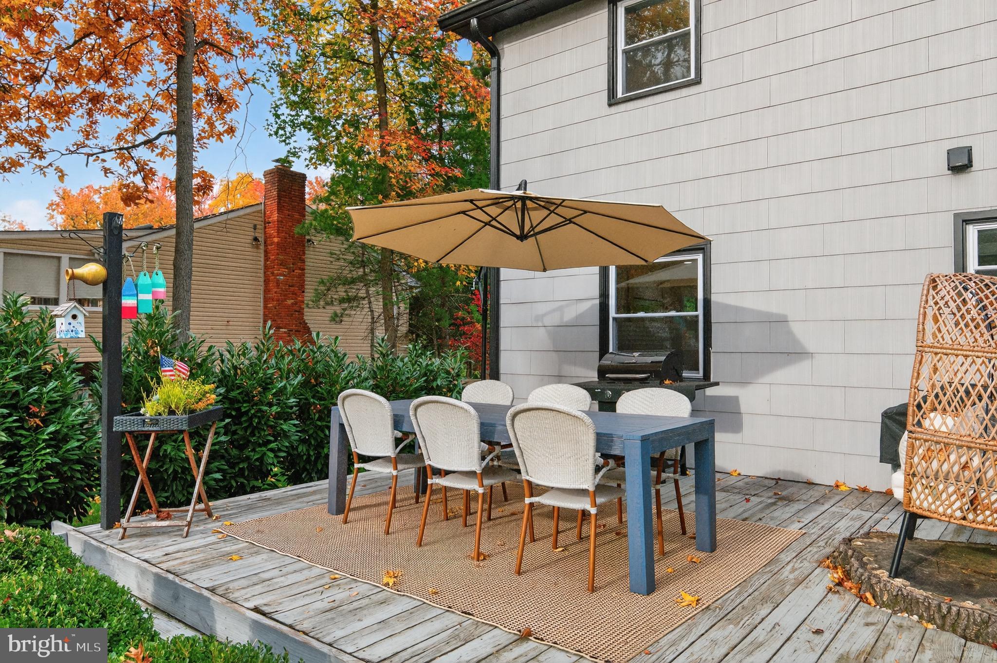 ANNAPOLIS ROADS - Residential