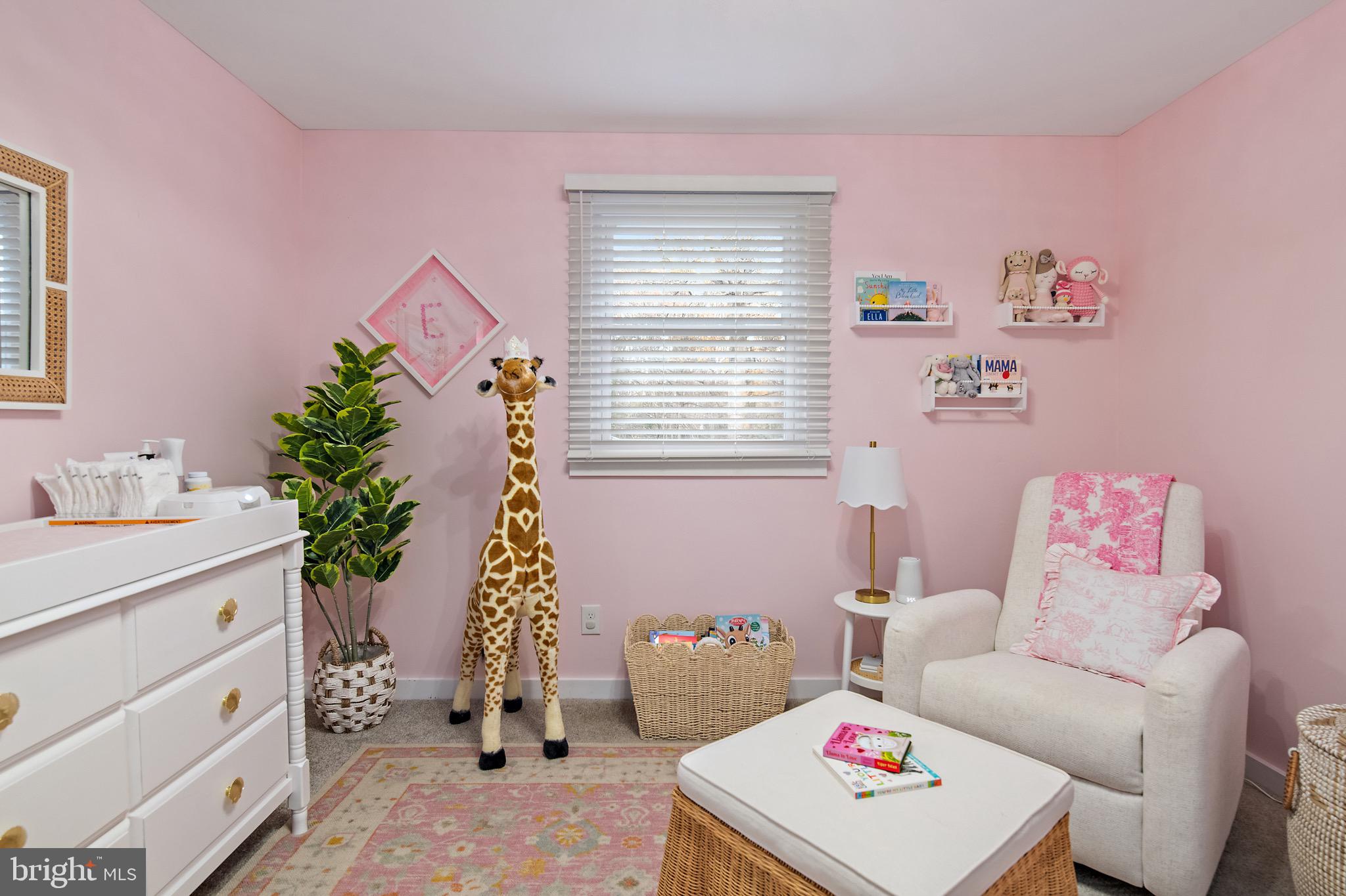 ANNAPOLIS ROADS - Residential