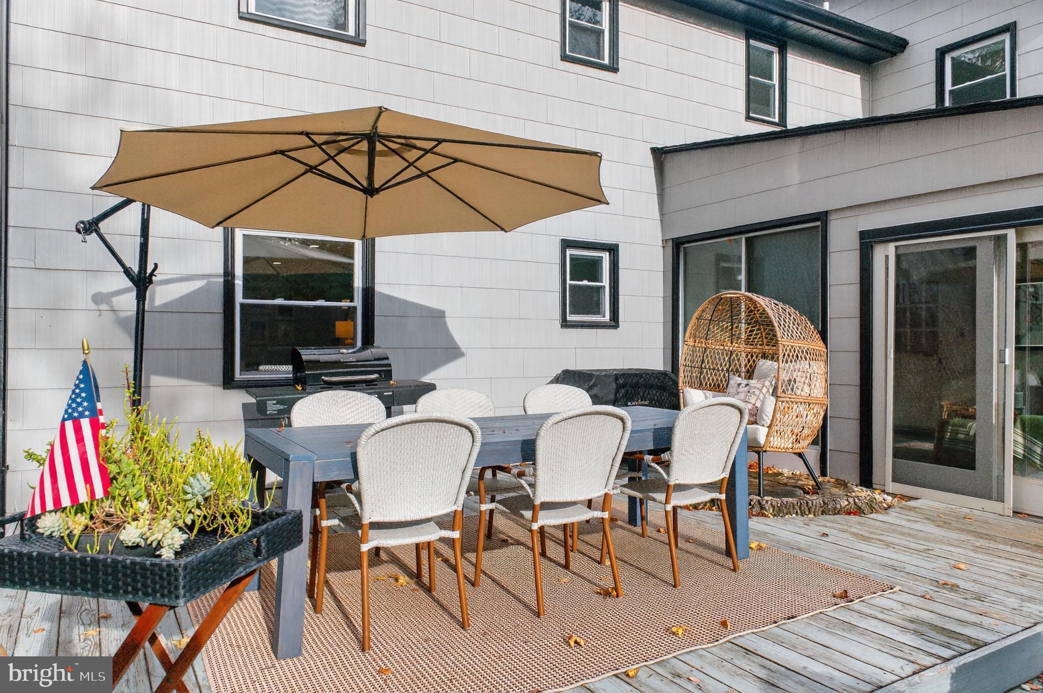 ANNAPOLIS ROADS - Residential