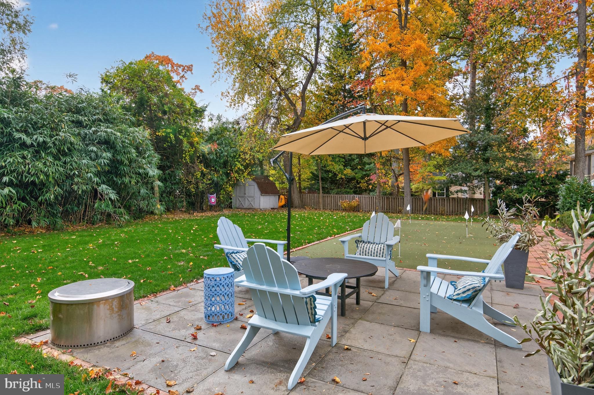 ANNAPOLIS ROADS - Residential