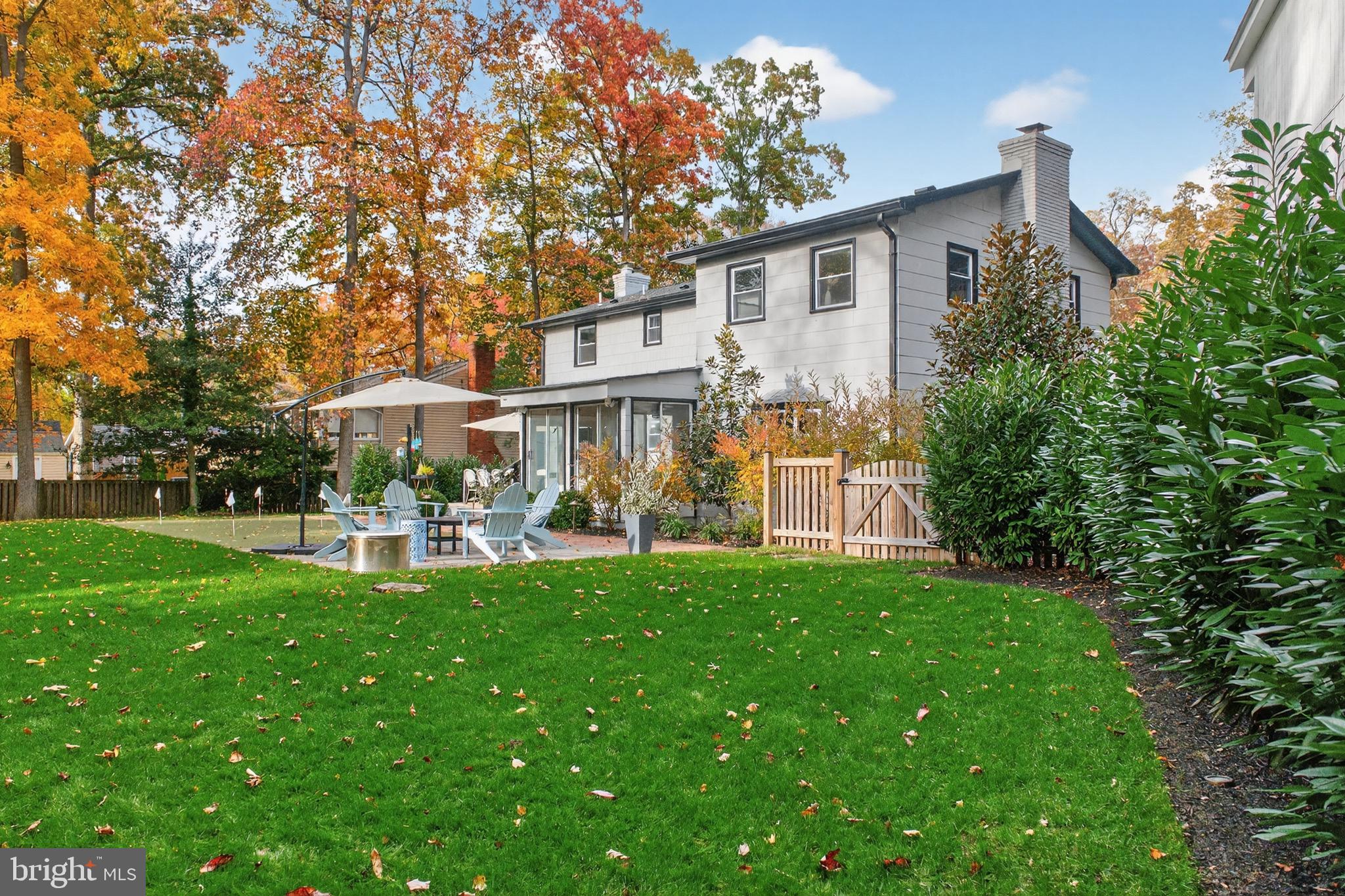 ANNAPOLIS ROADS - Residential