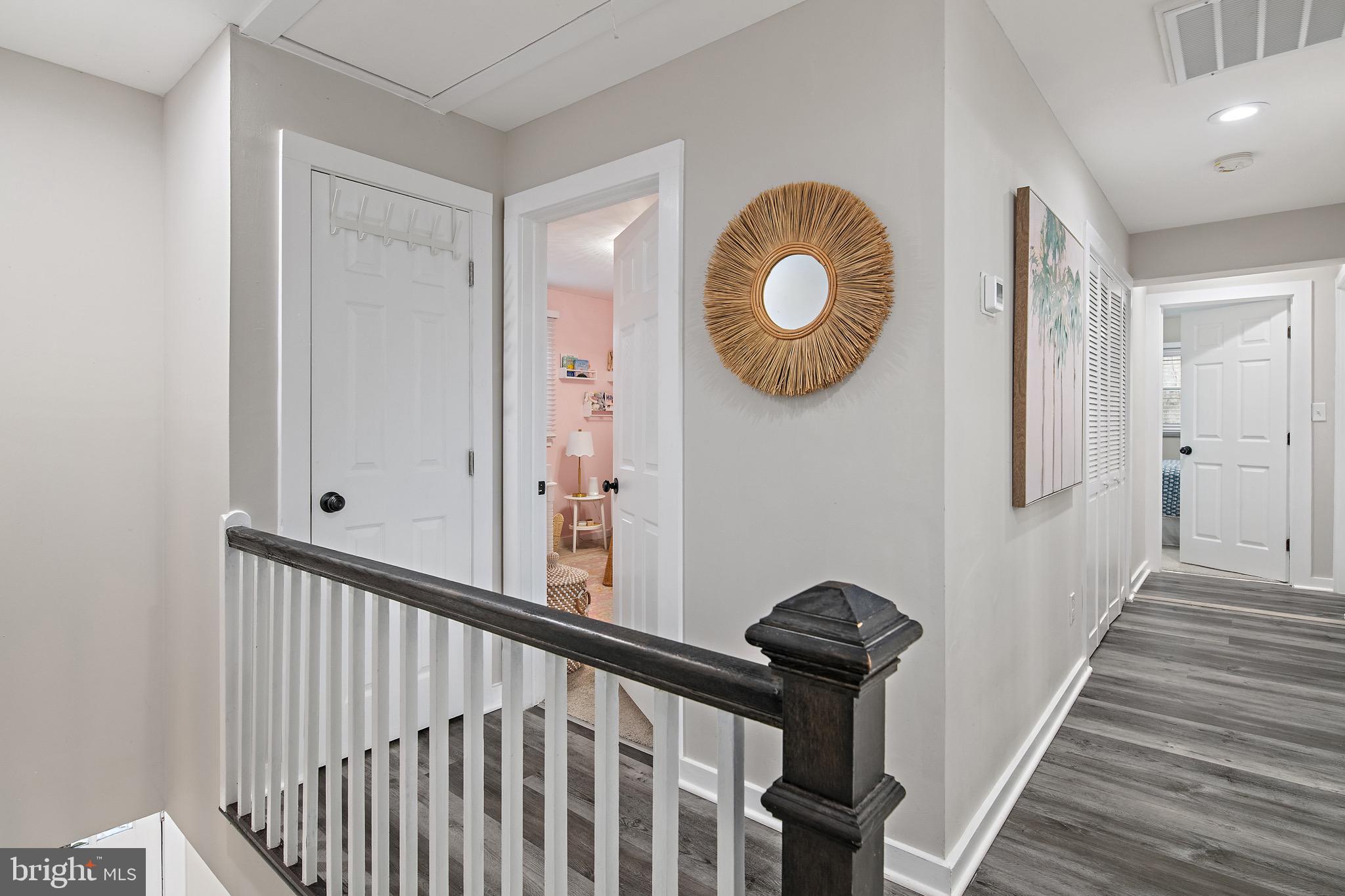 ANNAPOLIS ROADS - Residential