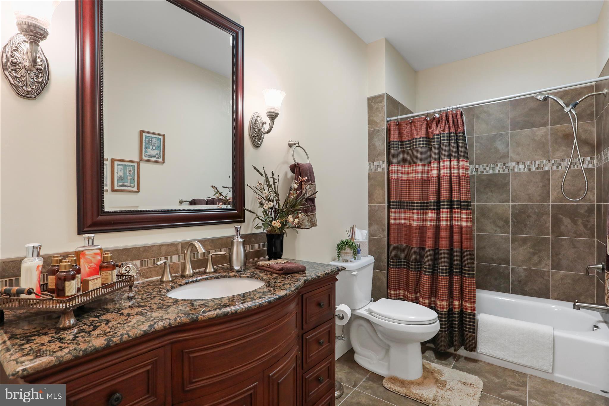 MAJESTIC RIDGE - Residential