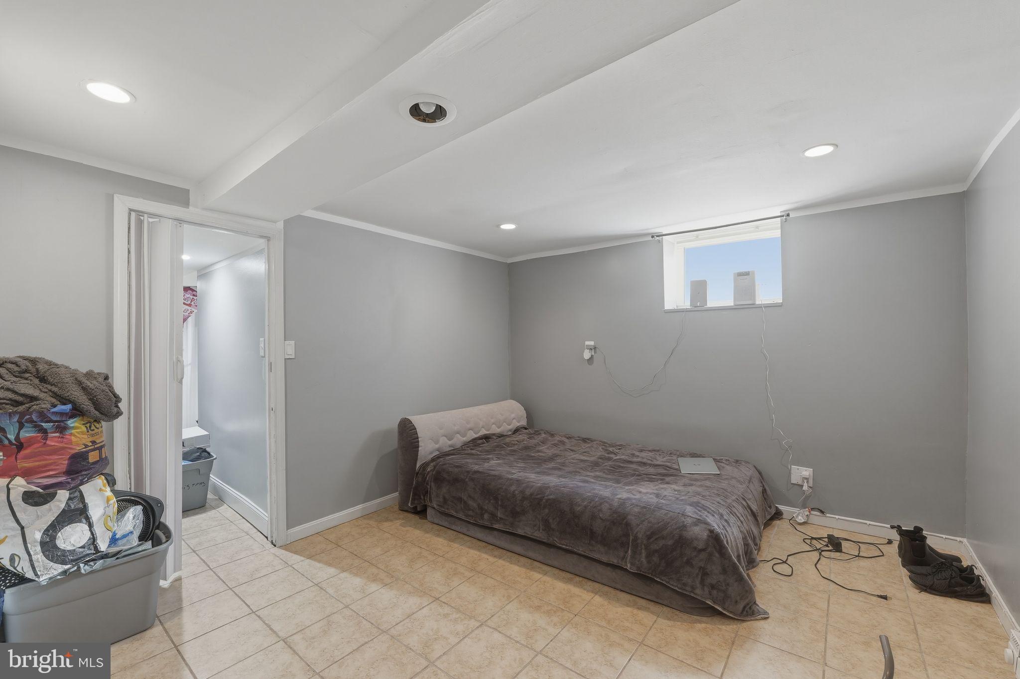 WINSTON GOVANS - Residential Income