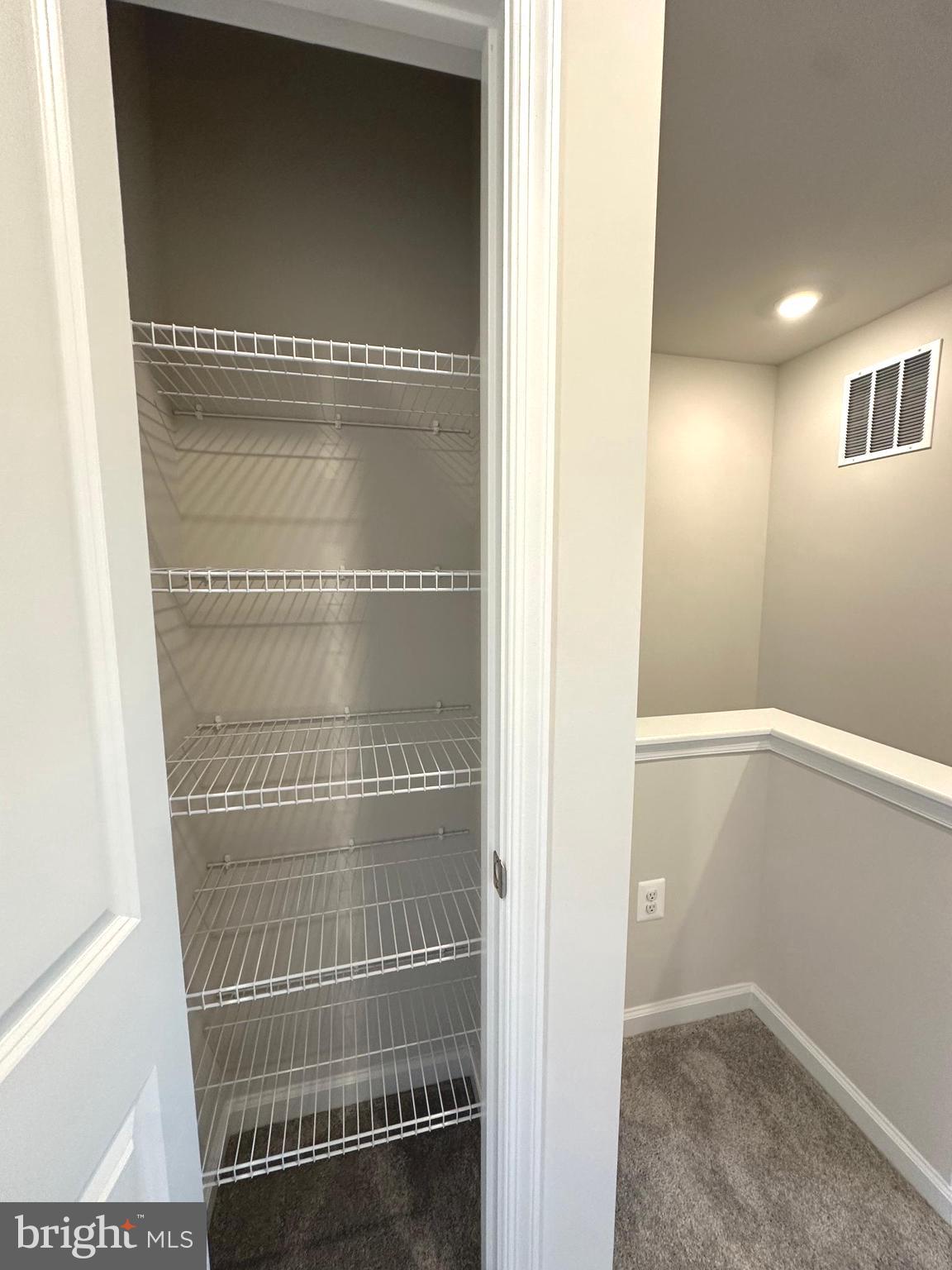 WILLOW GLEN - Residential Lease