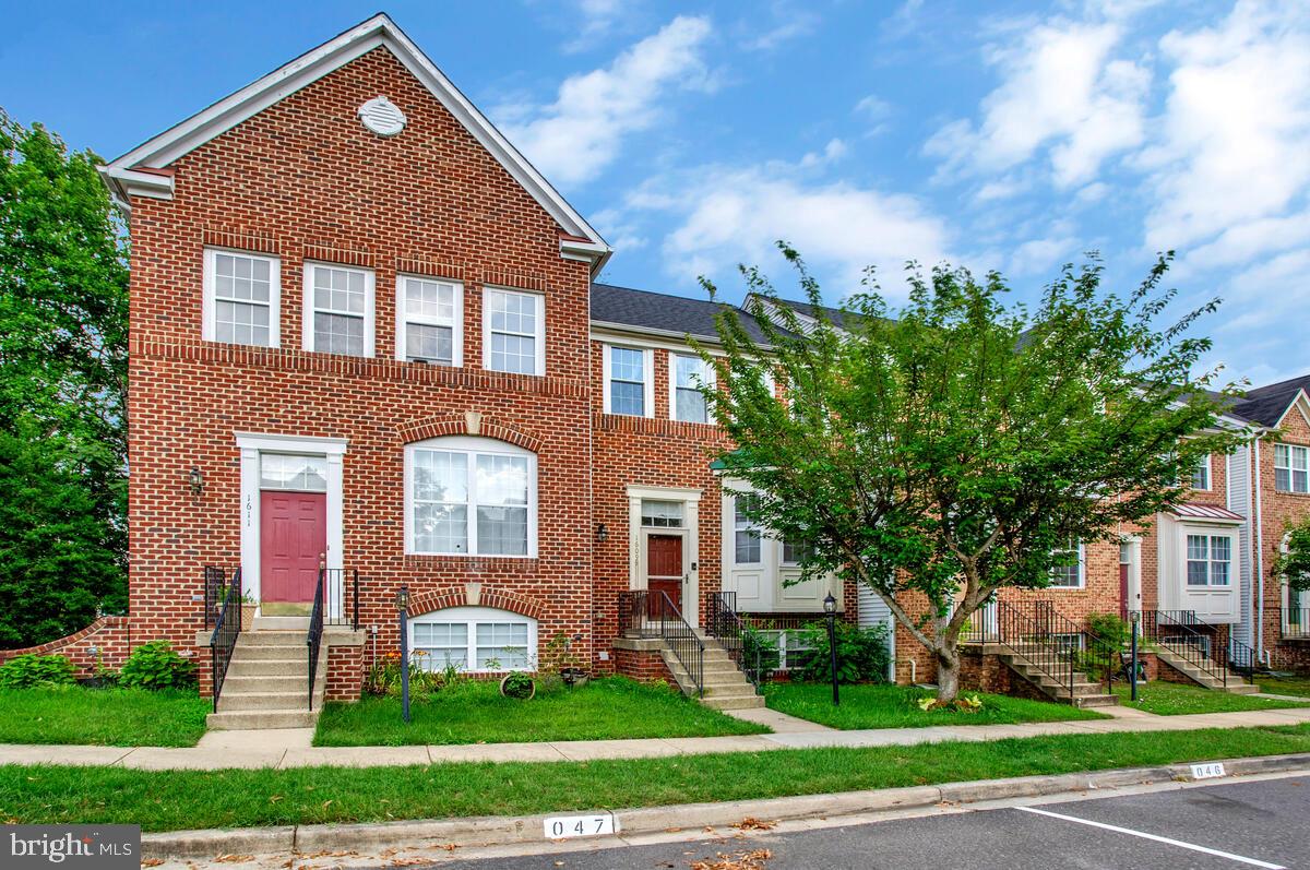 This charming 4-bedroom, 3.5-bathroom townhome offers comfortable living in the desirable Woodview Community. Enjoy a spacious layout, a large eat-in kitchen with black stainless steel appliances, and a lovely deck perfect for outdoor relaxation. With a finished walk-out basement, ample space for all, and a convenient Bowie location, this home is ideal for families and commuters alike. Public sewer, water, and natural gas. Schedule your tour today!