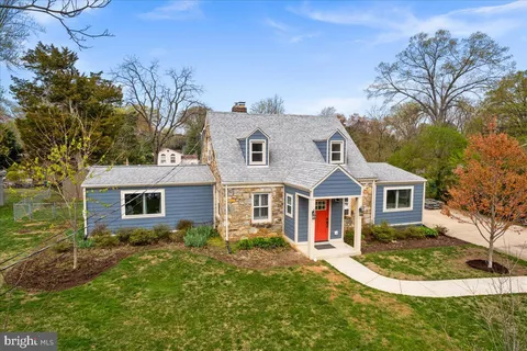 8432 Richmond Avenue, Alexandria, VA MLS: VAFX2231960