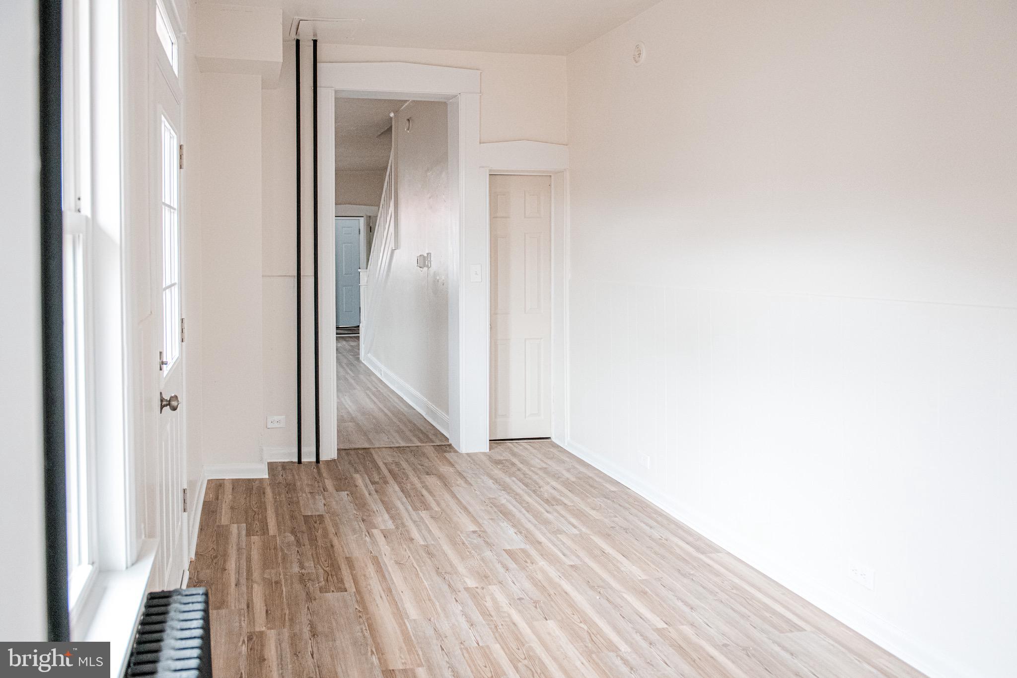 SOUTH LANCASTER - Residential