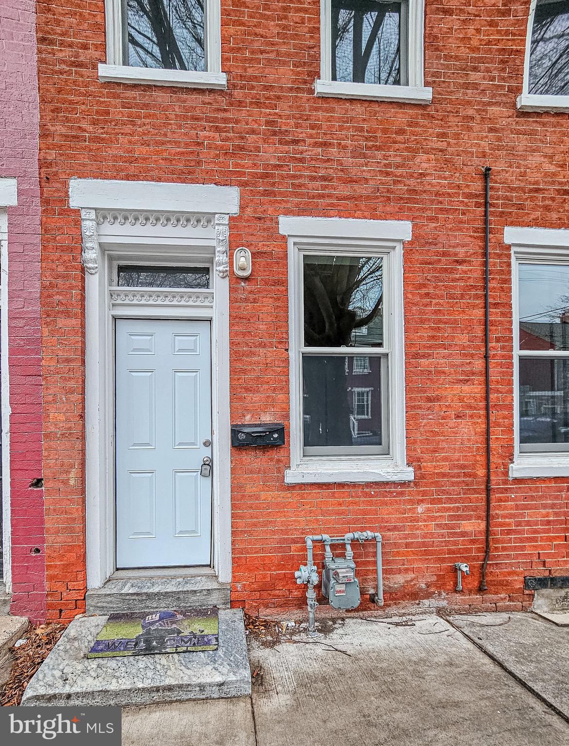 SOUTH LANCASTER - Residential