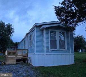 152 JOAN STREET ELIZABETHTOWN PA 17022