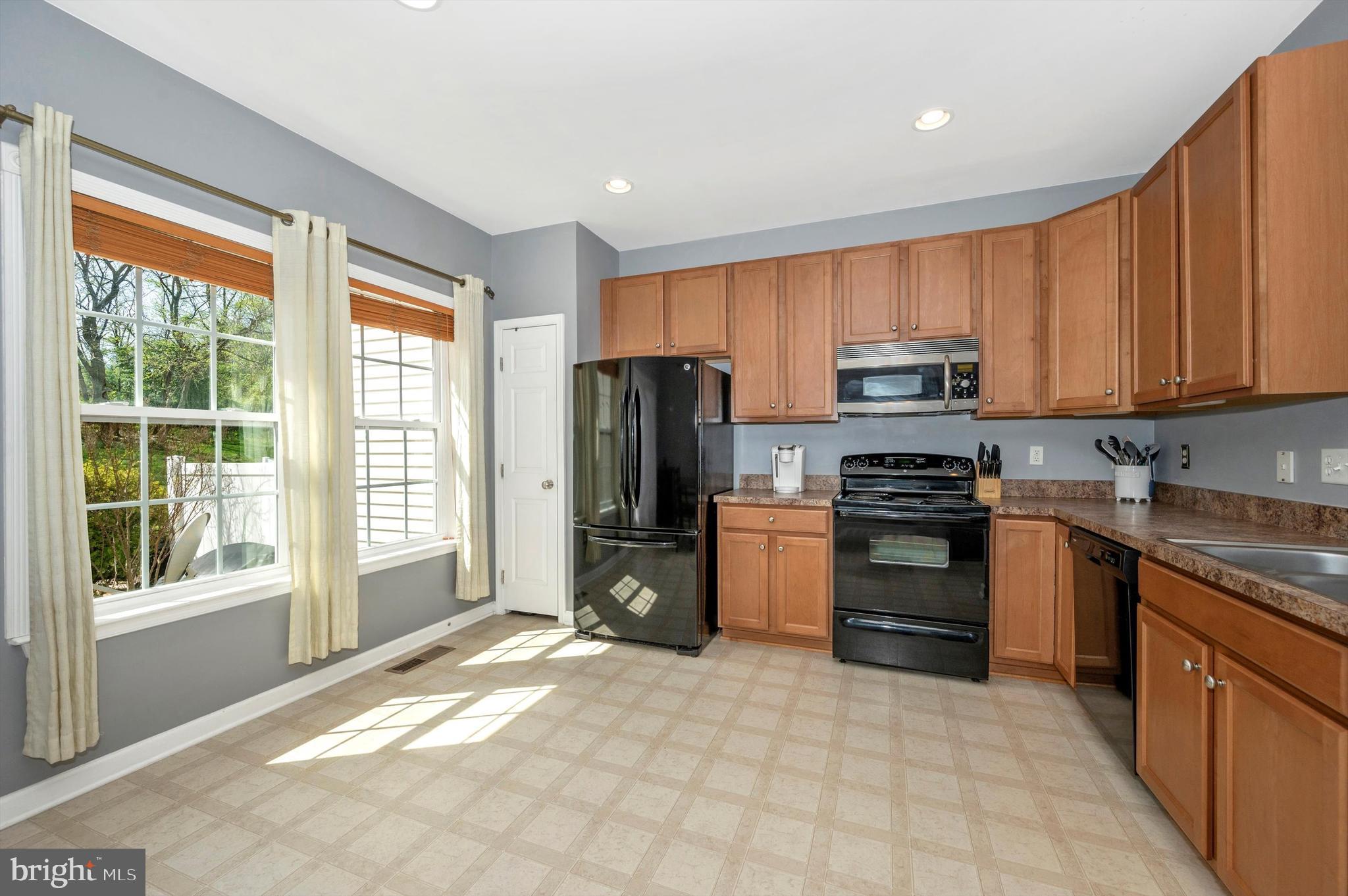 BROOKFIELD ON THE POTOMAC - Residential