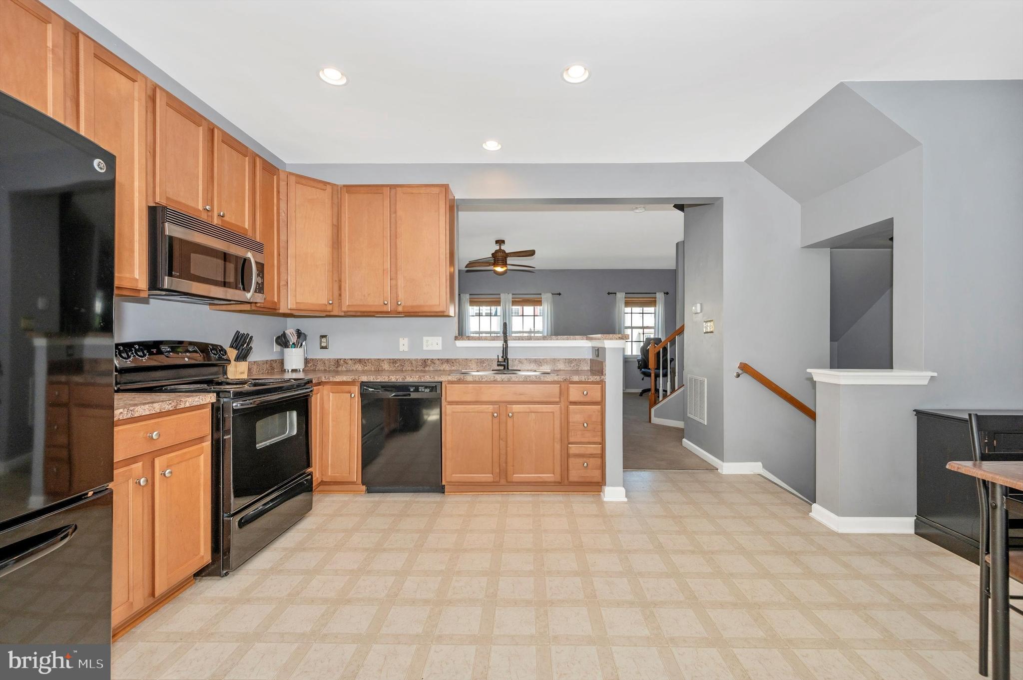 BROOKFIELD ON THE POTOMAC - Residential