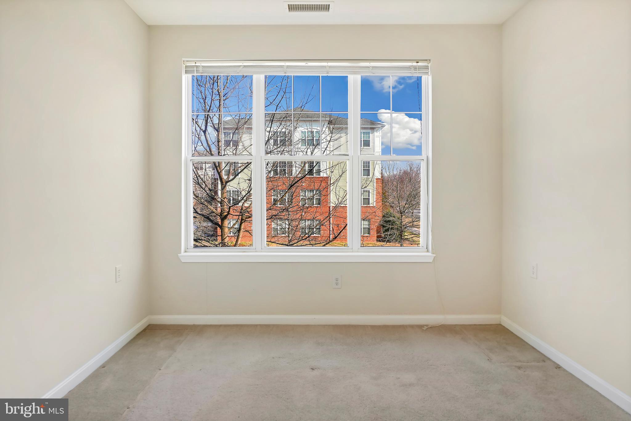 KINGS OVERLOOK - Residential