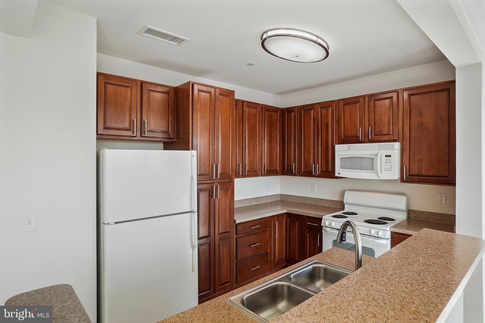 KINGS OVERLOOK - Residential