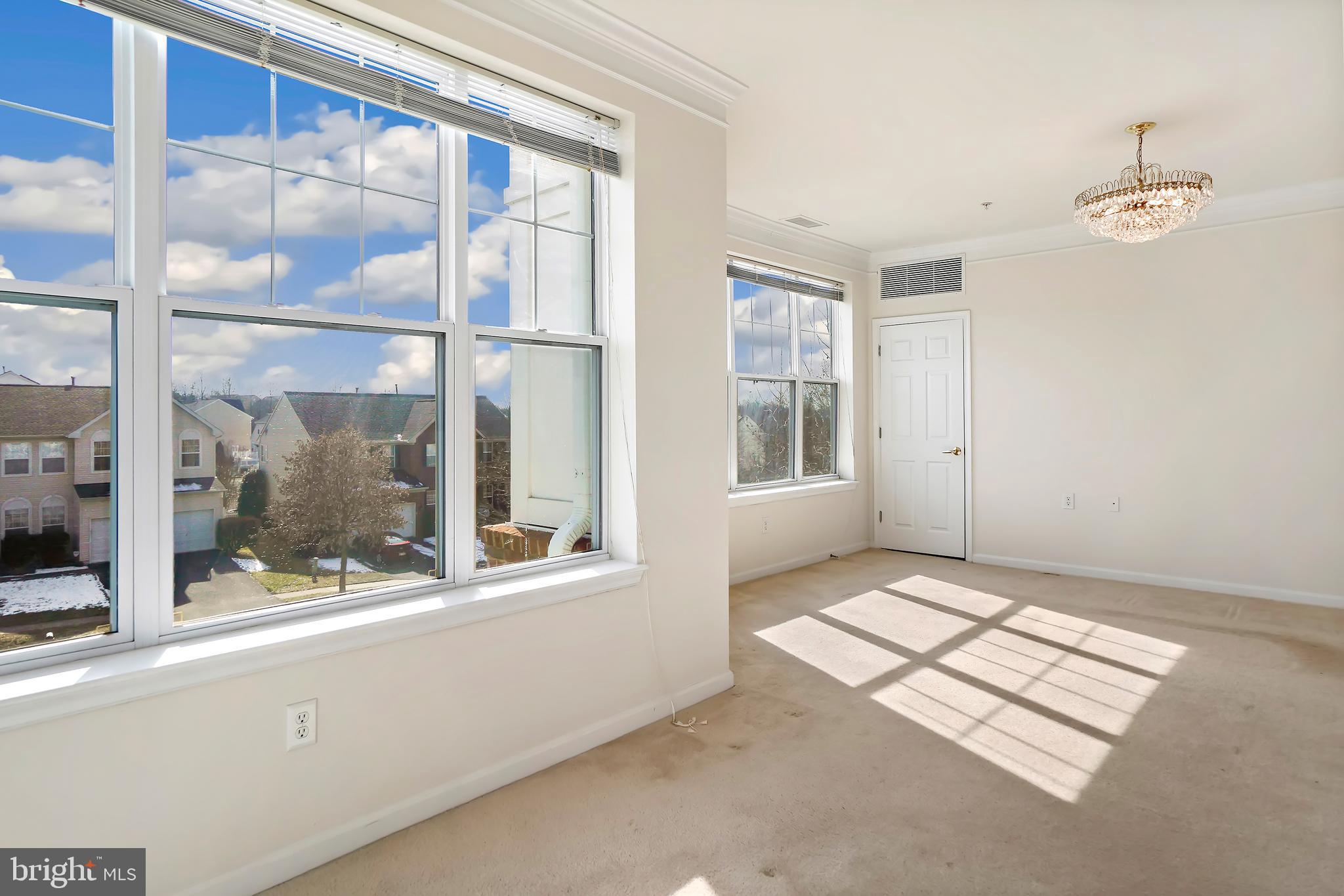 KINGS OVERLOOK - Residential